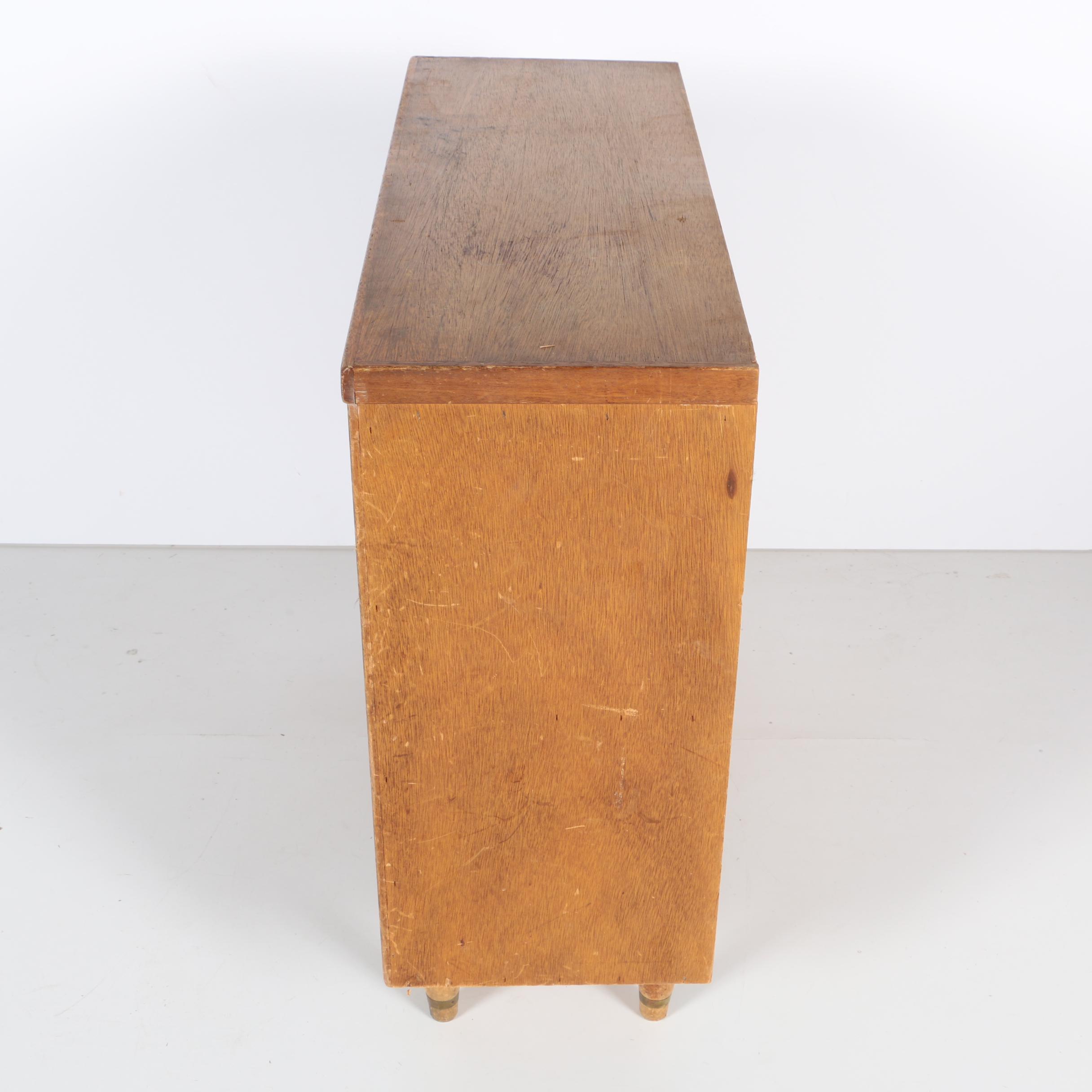 Mid Century Modern Walnut Cabinet | EBTH