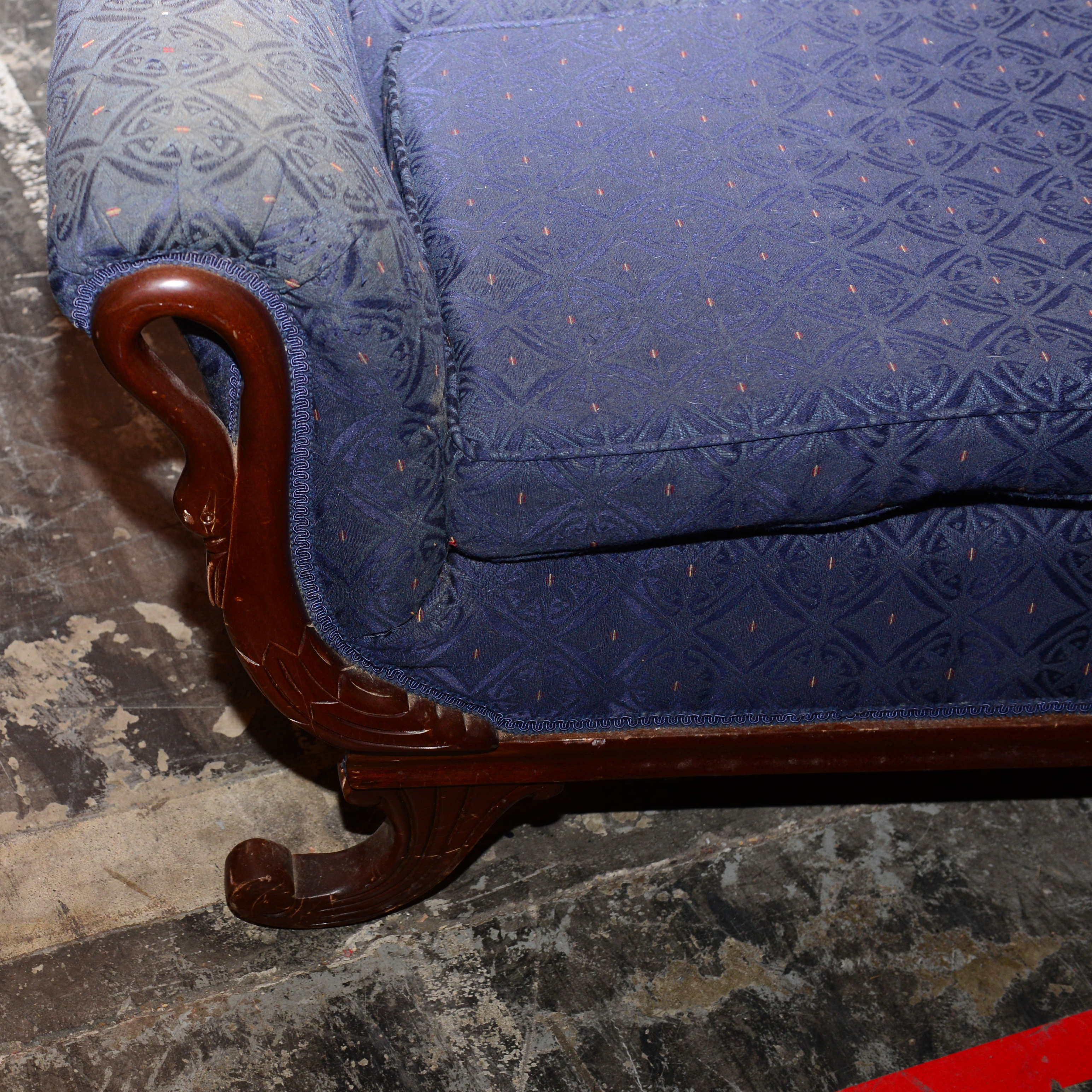 Antique Duncan Phyfe Style Gooseneck Sofa EBTH