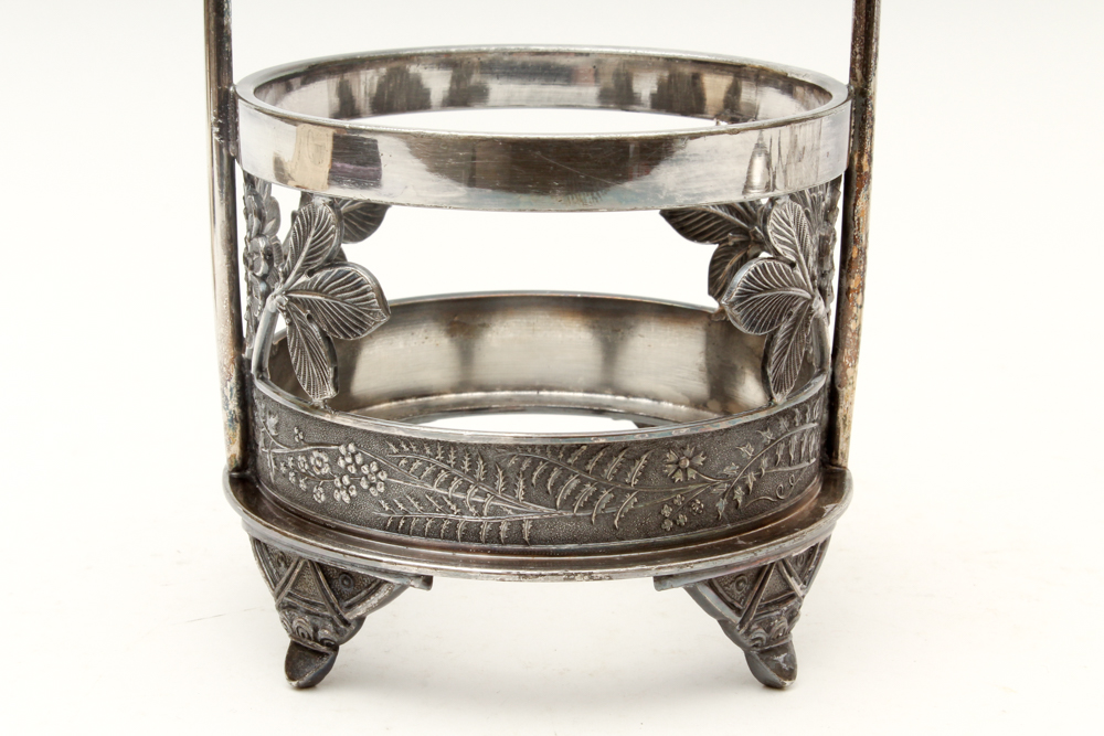 Pairpoint Mfg. Co. Silver Plate Pickle Caster EBTH