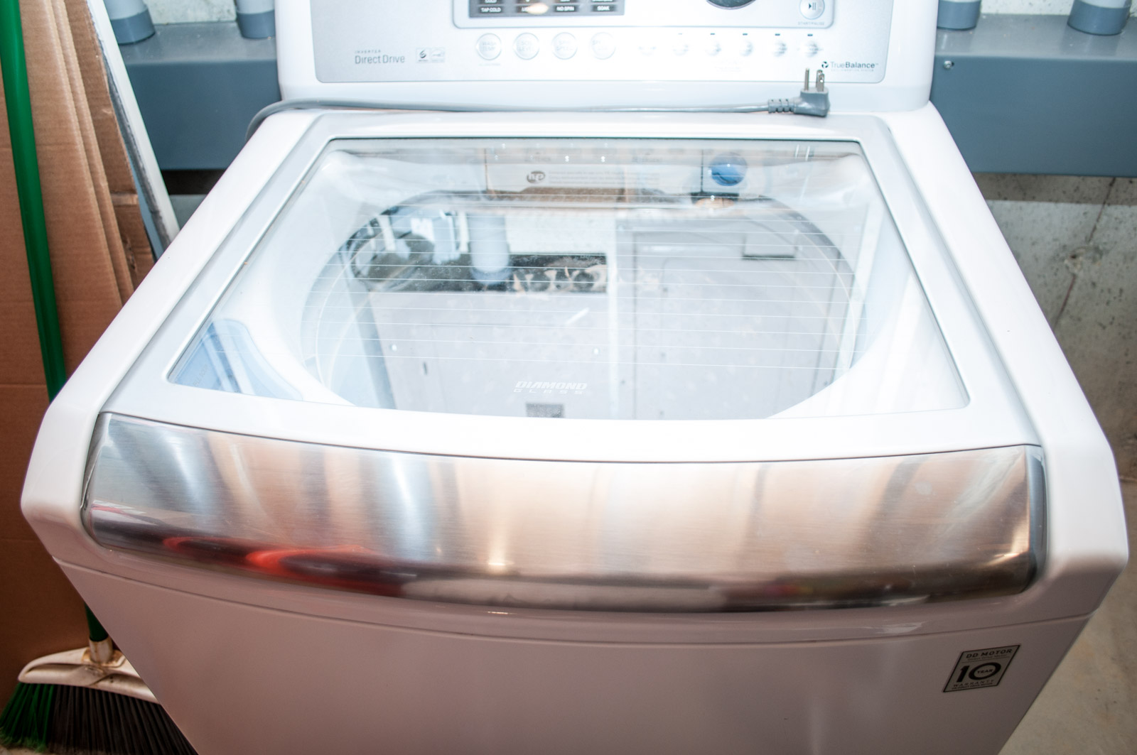 LG Waveforce Washer with Inverter Direct Drive Motor EBTH