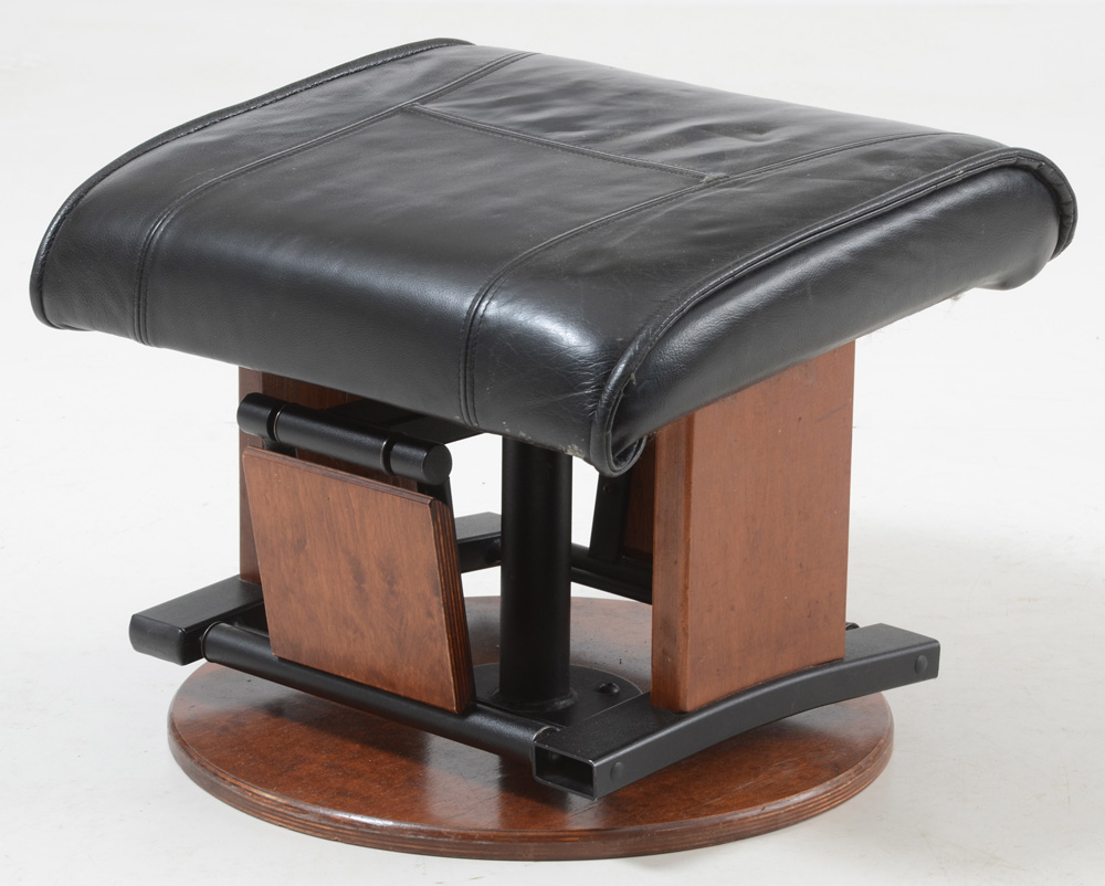 "Avant Glide" Vintage Glider Chair EBTH