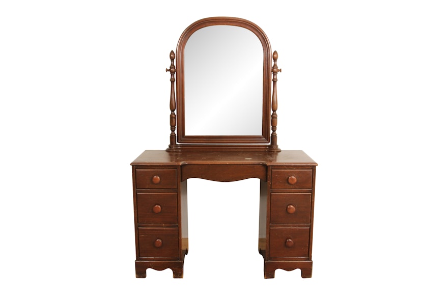 Vintage Vanity By Continental Furniture Company Ebth