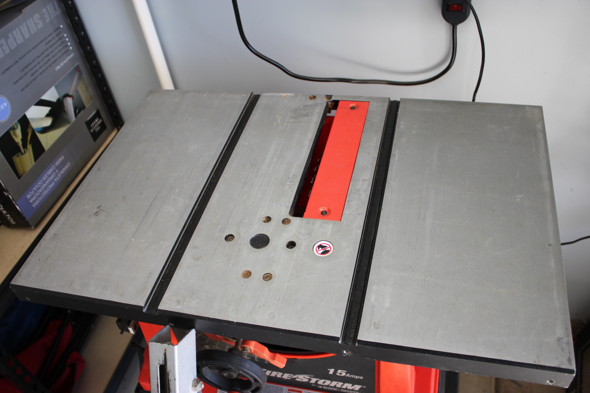 Black and Decker Firestorm Table Saw and Bench N' Vise Workbench EBTH