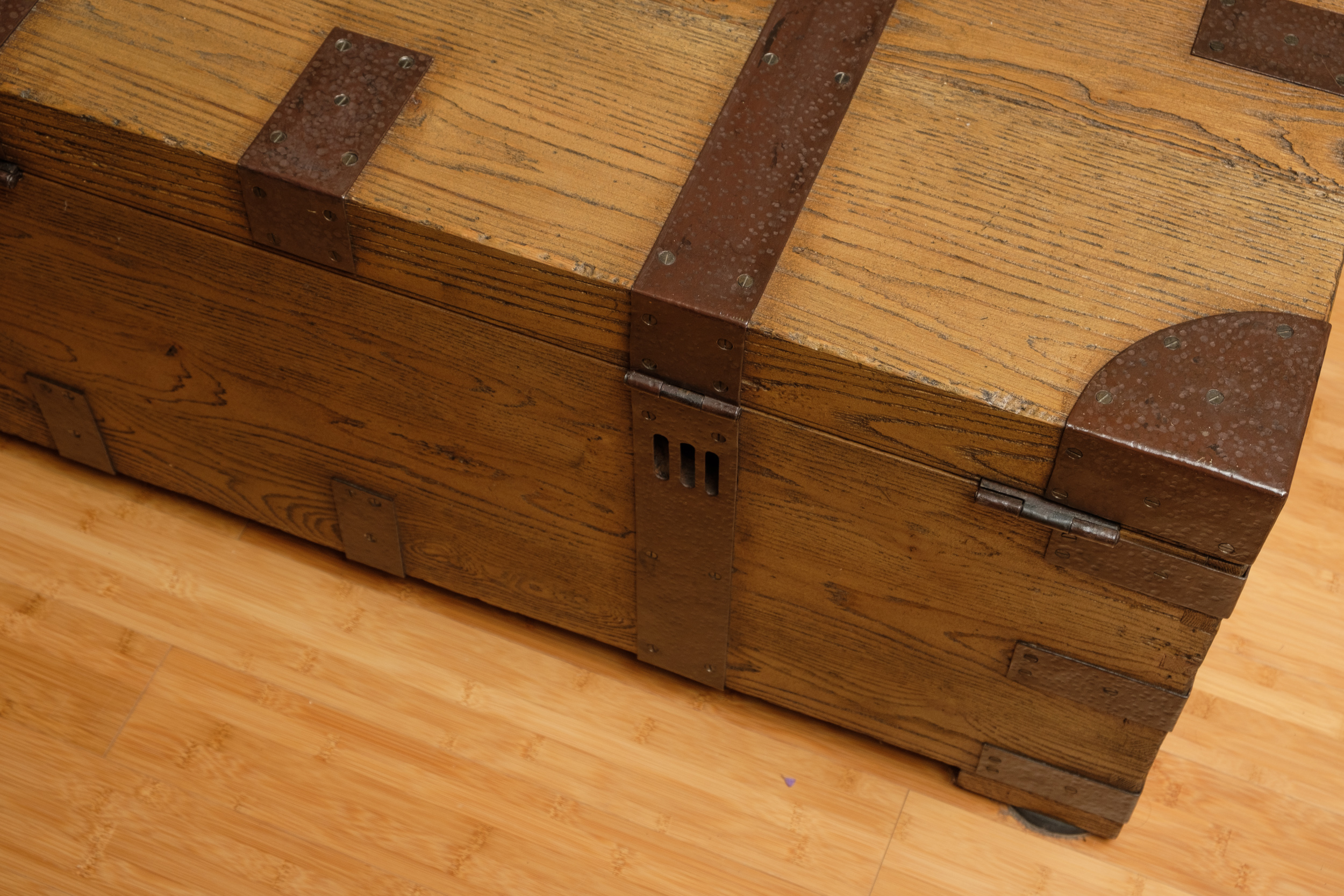 Restoration Hardware "Heirloom SilverChest" Coffee Table EBTH