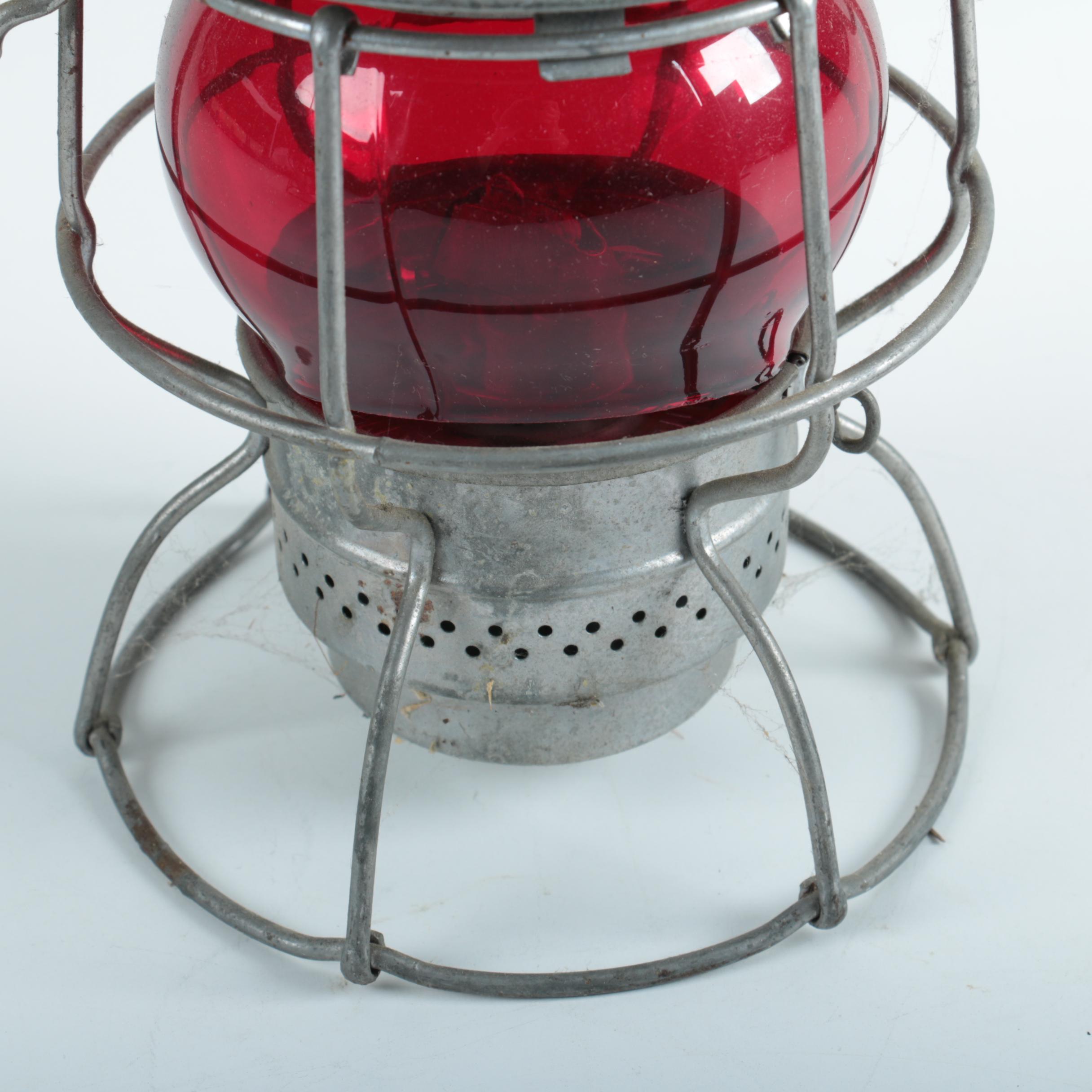 Vintage Adlake Kero Penn Central Railroad Signal Lanterns EBTH