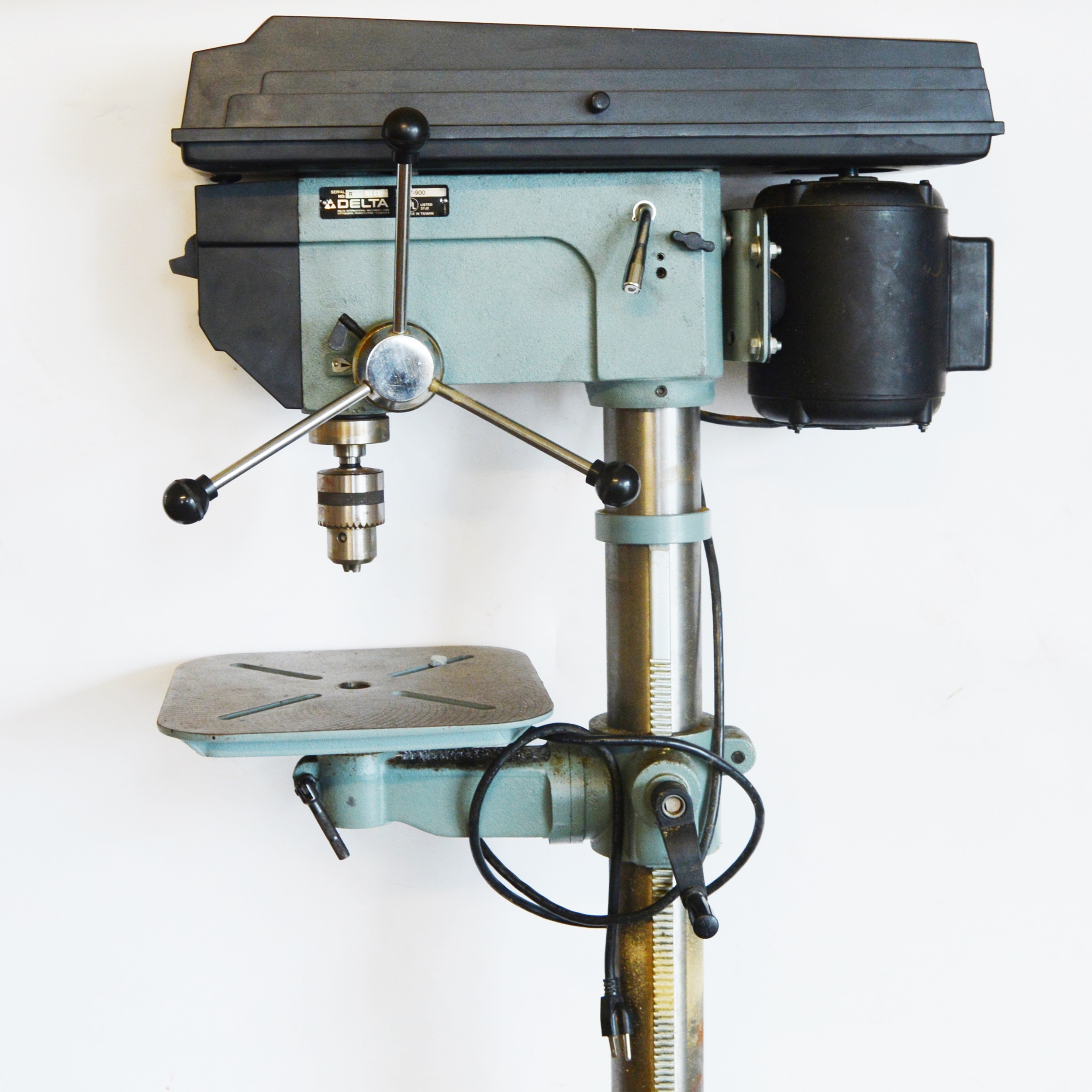 Delta 17 900 Drill Press