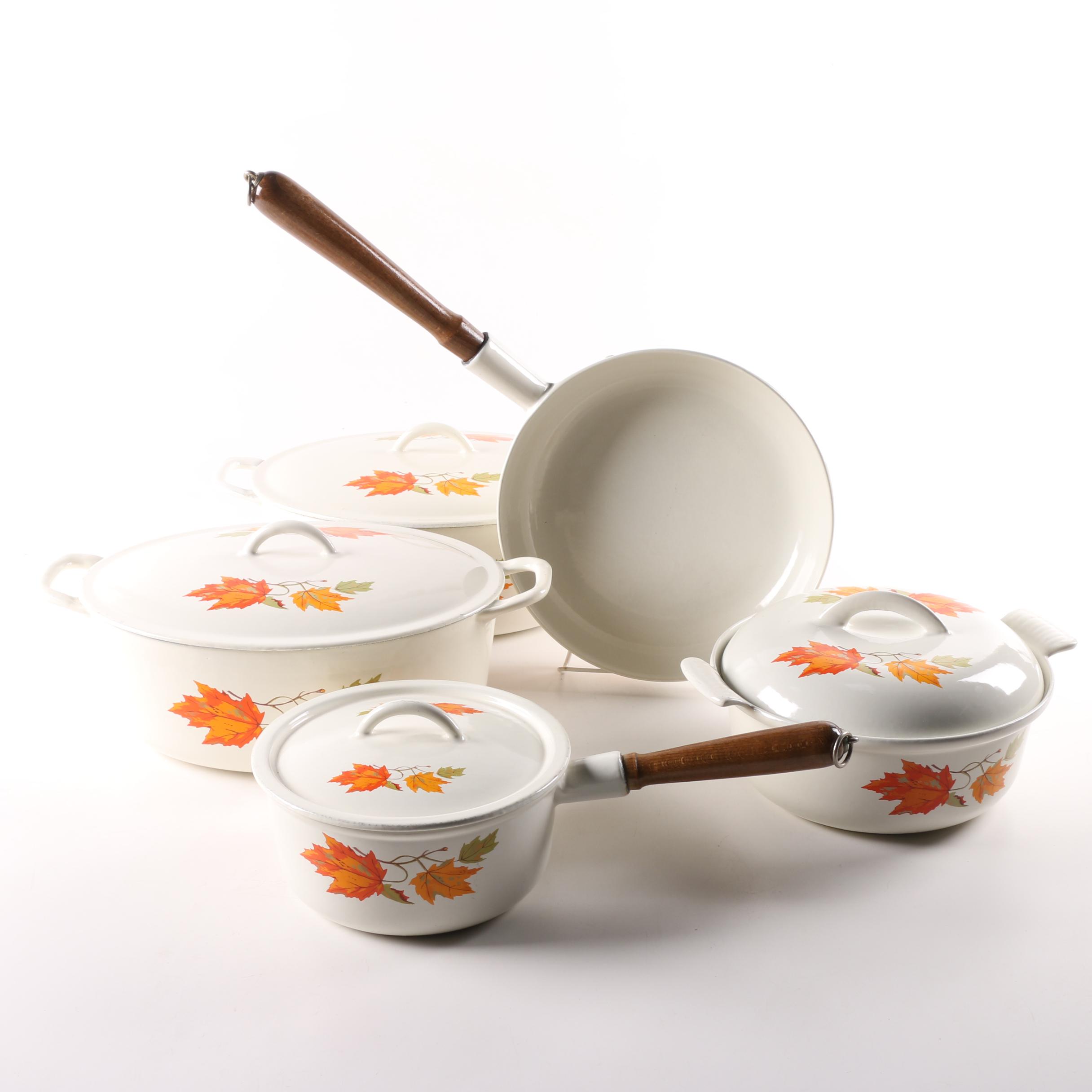 Vintage Descoware Belgium Enameled Cast Iron Cookware. EBTH