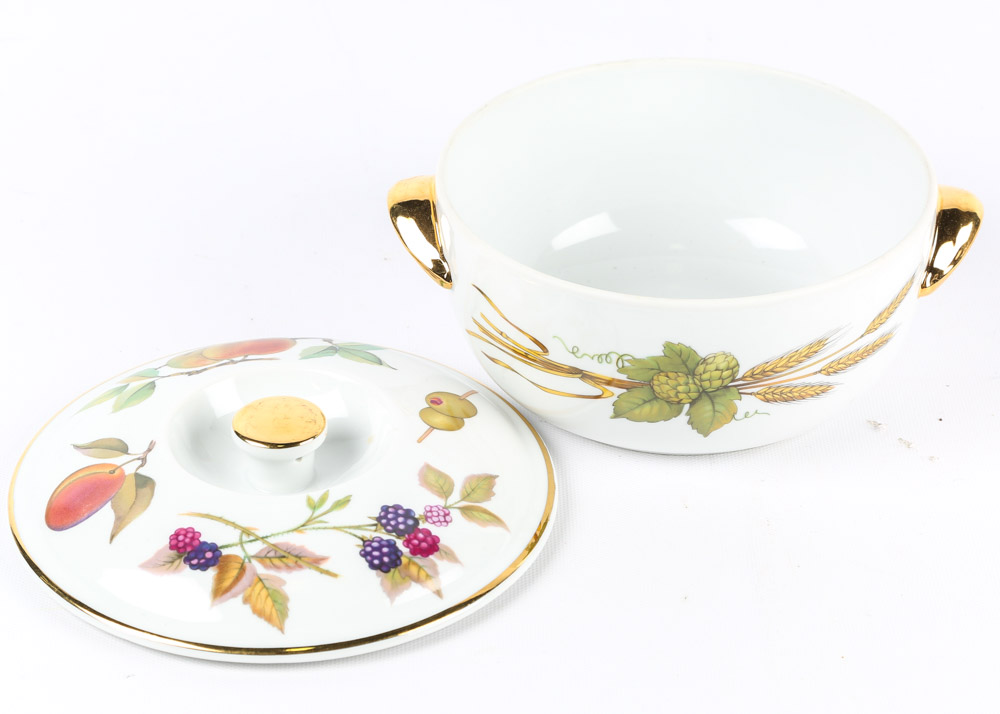 Royal Worcester "Evesham" Porcelain Oven to Table Bakeware EBTH