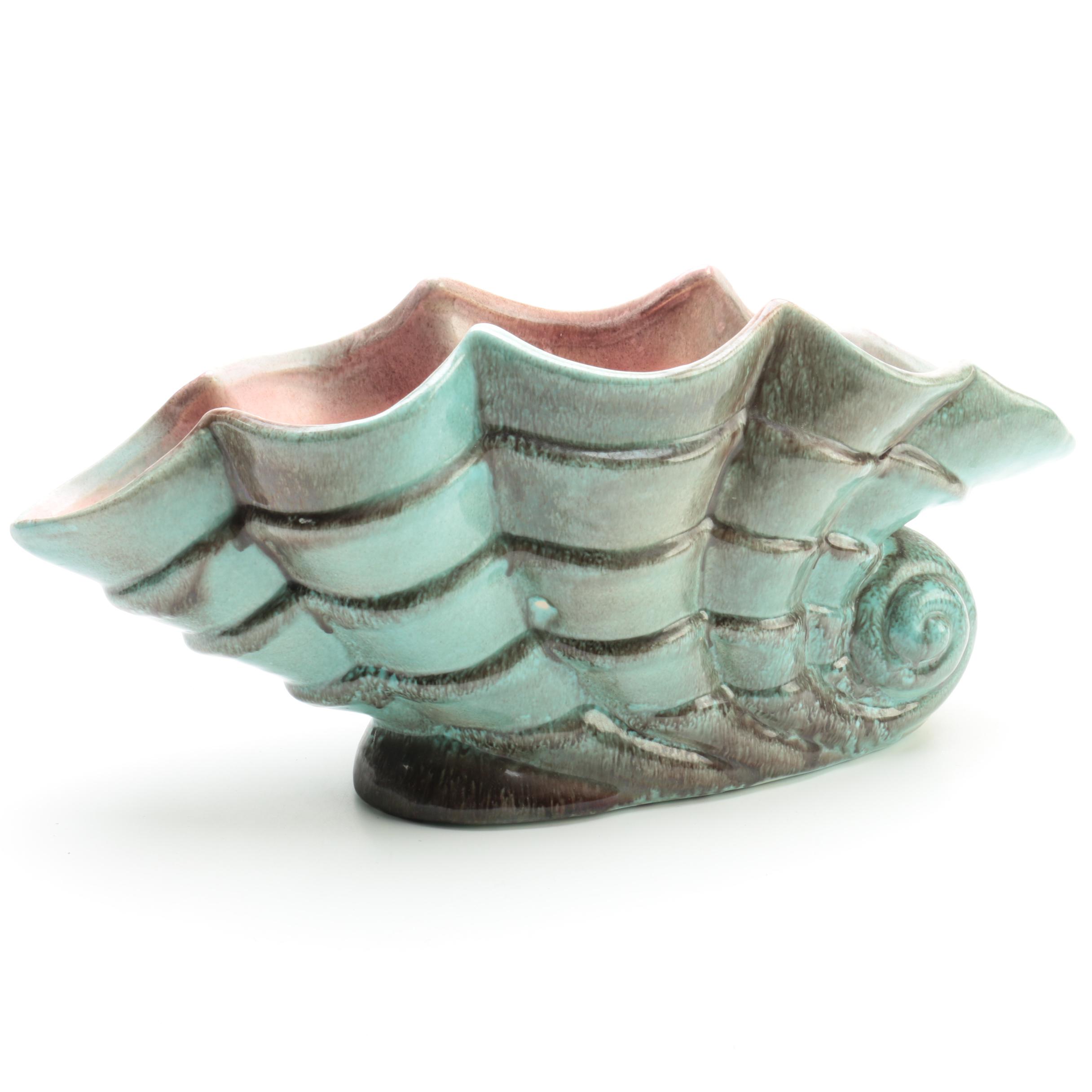 Mid Century Gonder Pottery Shell Vase Ebth
