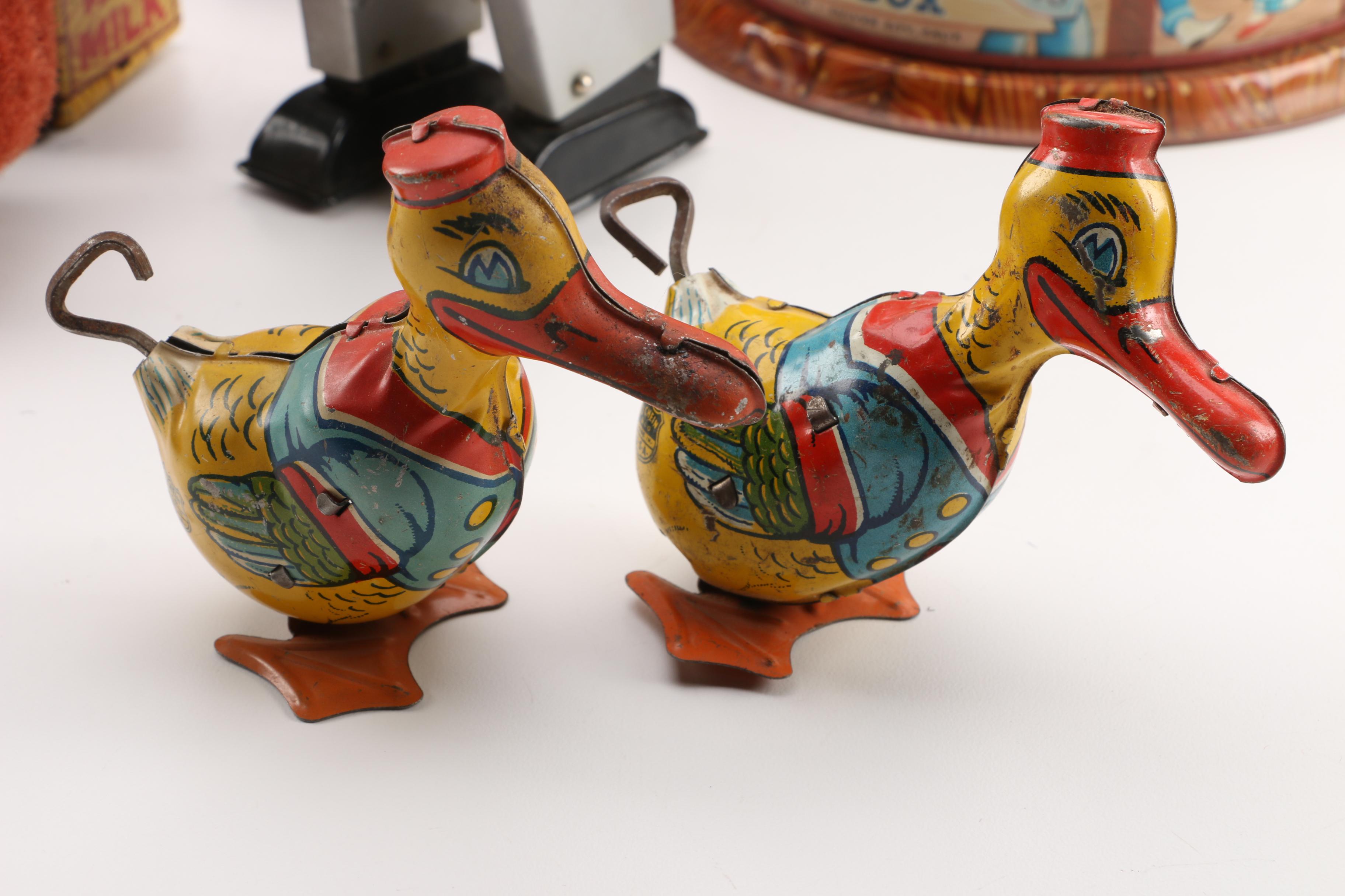 Vintage Mechanical Toys Including "The Jetsons" EBTH