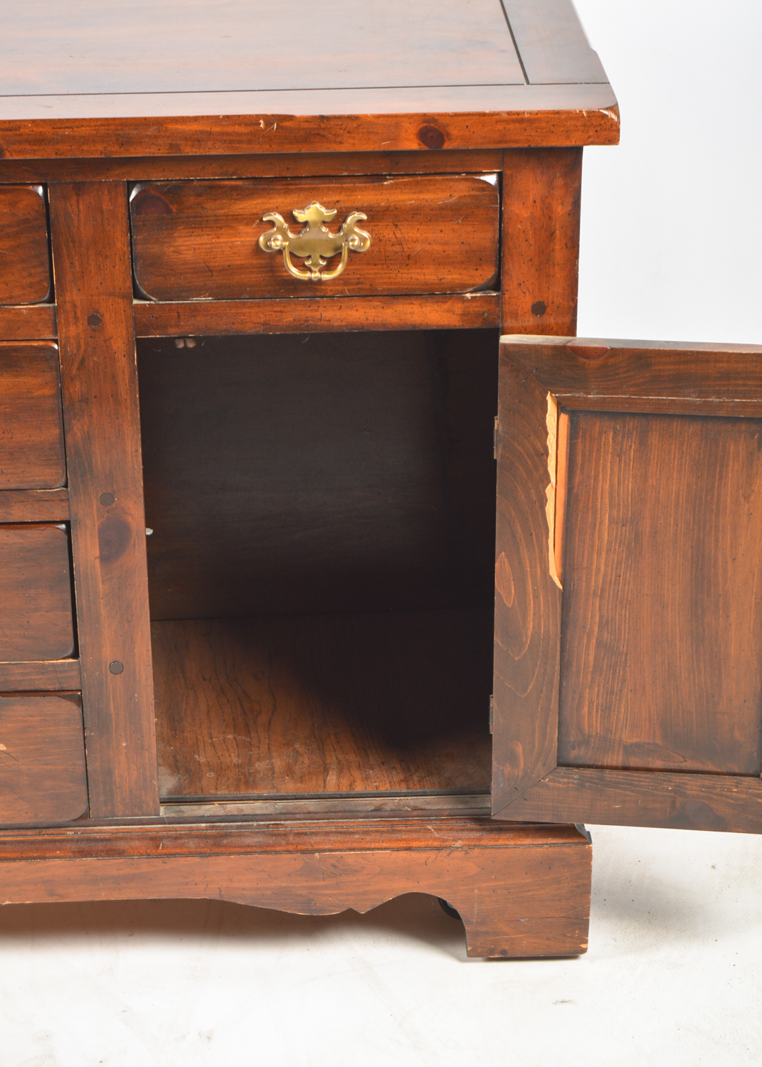 Vintage "Open Hearth" Pine Dresser and Mirrored Hutch EBTH
