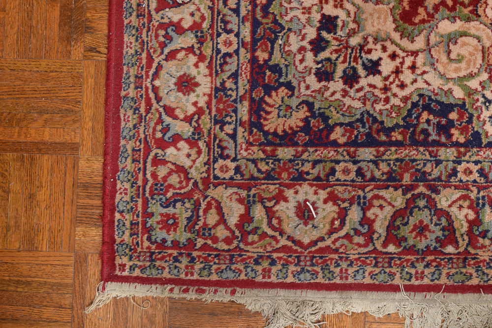 Machine Made Belgian Wool Area Rug EBTH