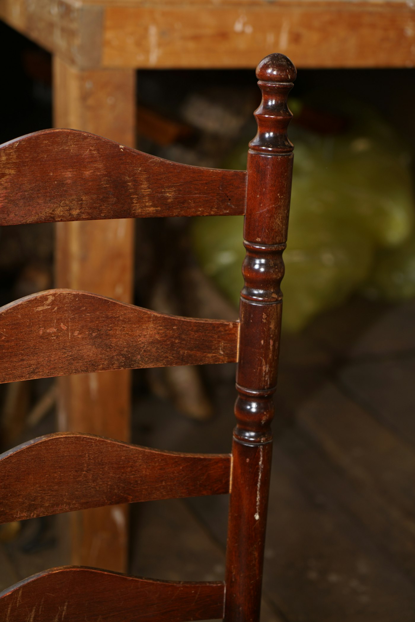 Vintage Ladderback Chairs with Rush Seats | EBTH