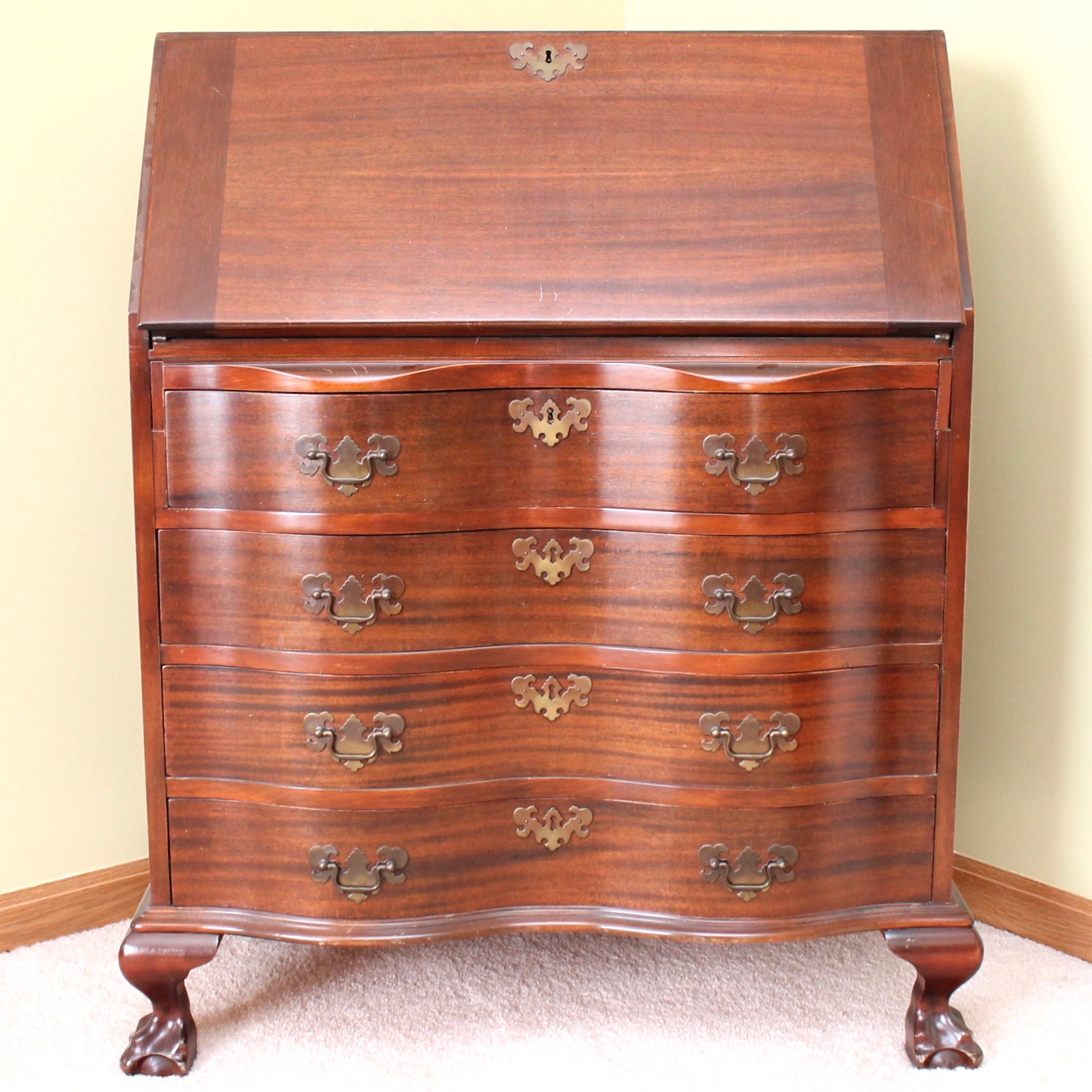 Maddox Chippendale Style Slant Top Mahogany Veneer Secretary Desk EBTH