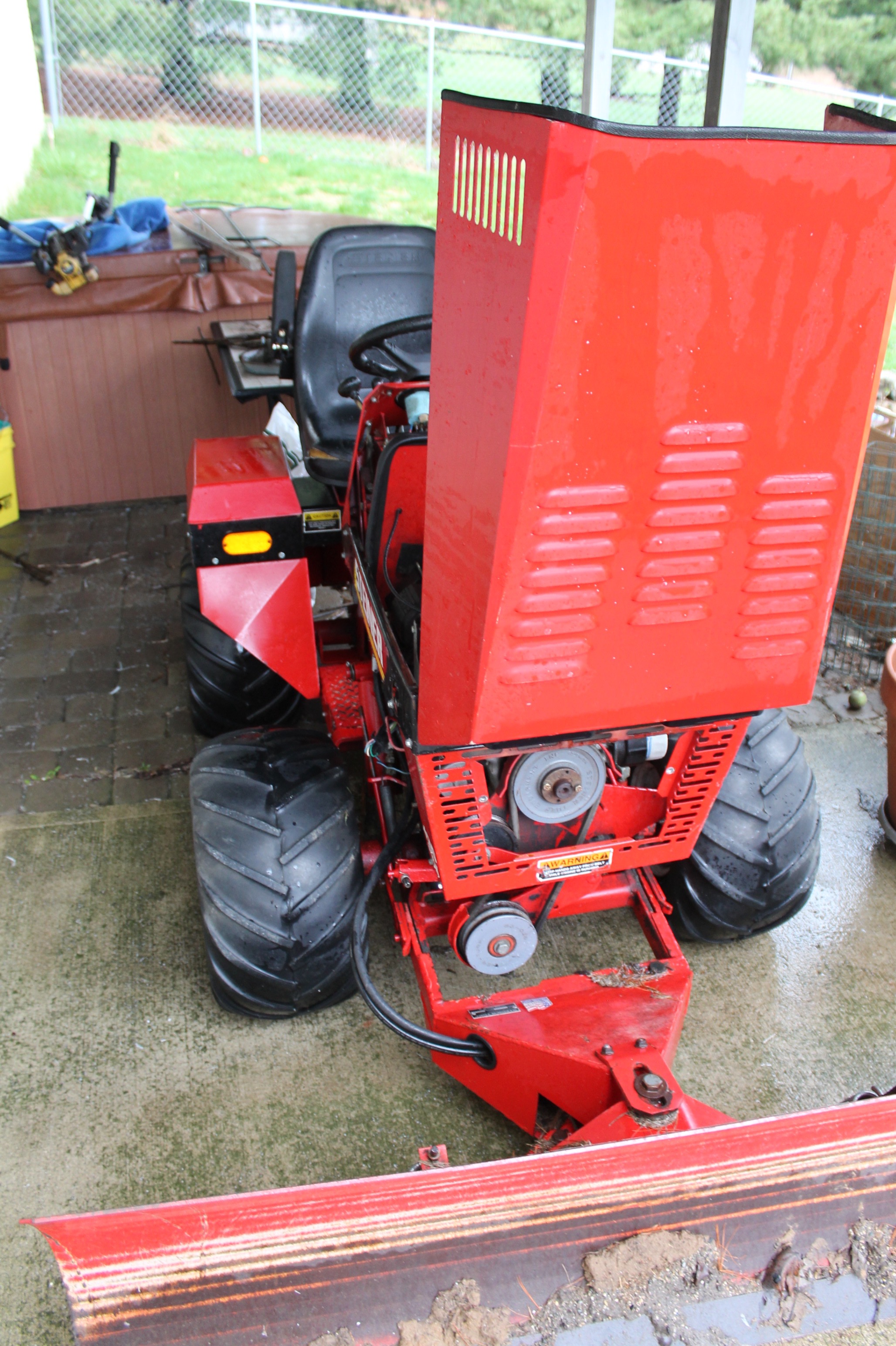 Steiner 430 Max Lawn Tractor with 60" Cutting Deck and Dozer Blade EBTH