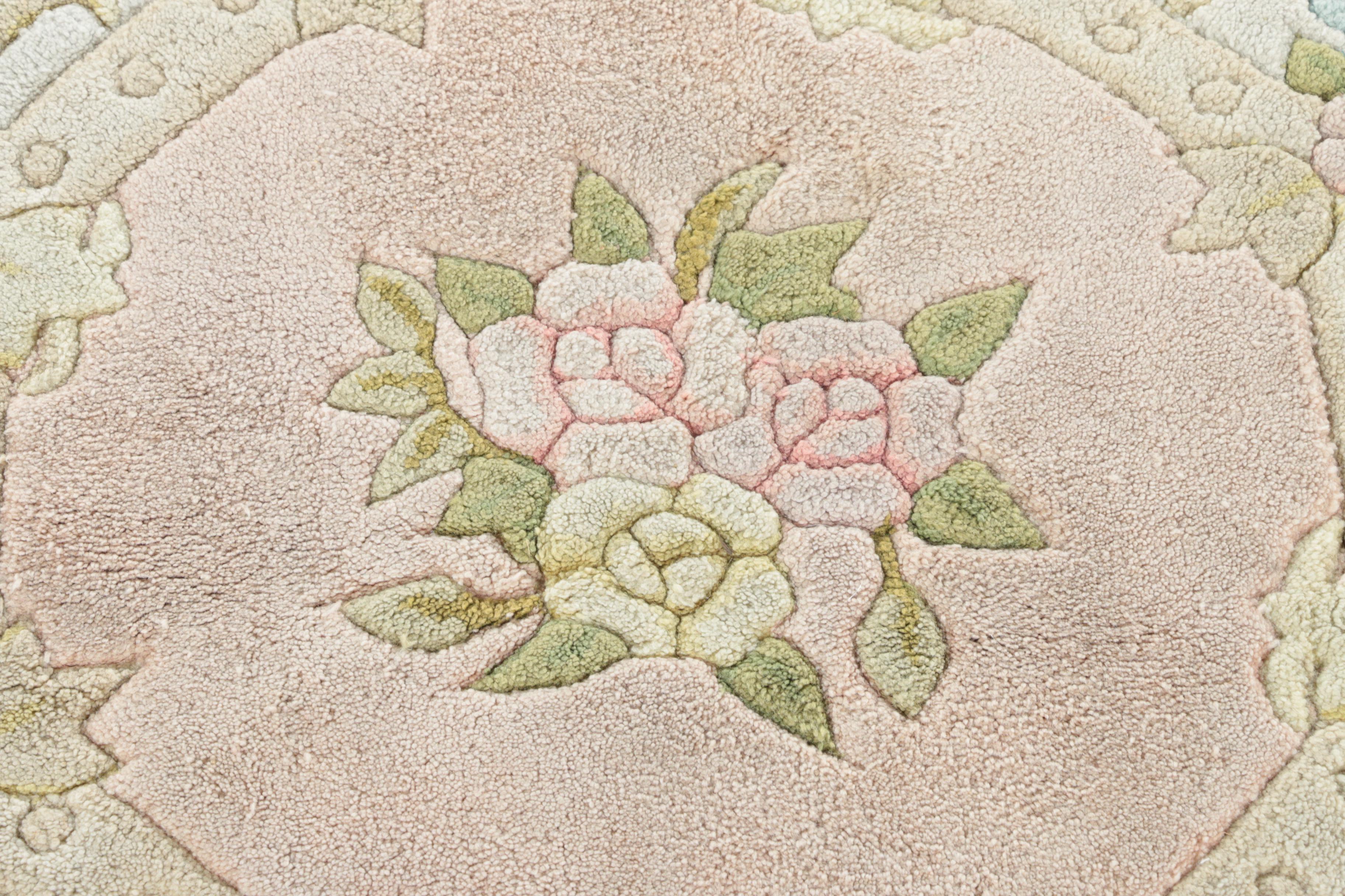 Tufted Chinese Carved Wool Octagonal Accent Rug EBTH