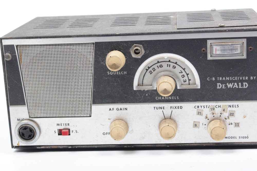 DeWald Model S1050 Citizen Band Transceiver EBTH
