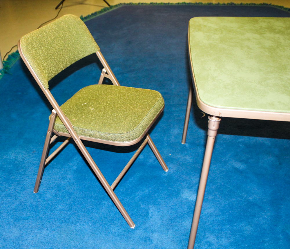 Vintage Metal Folding Table and Chairs by Samsonite EBTH