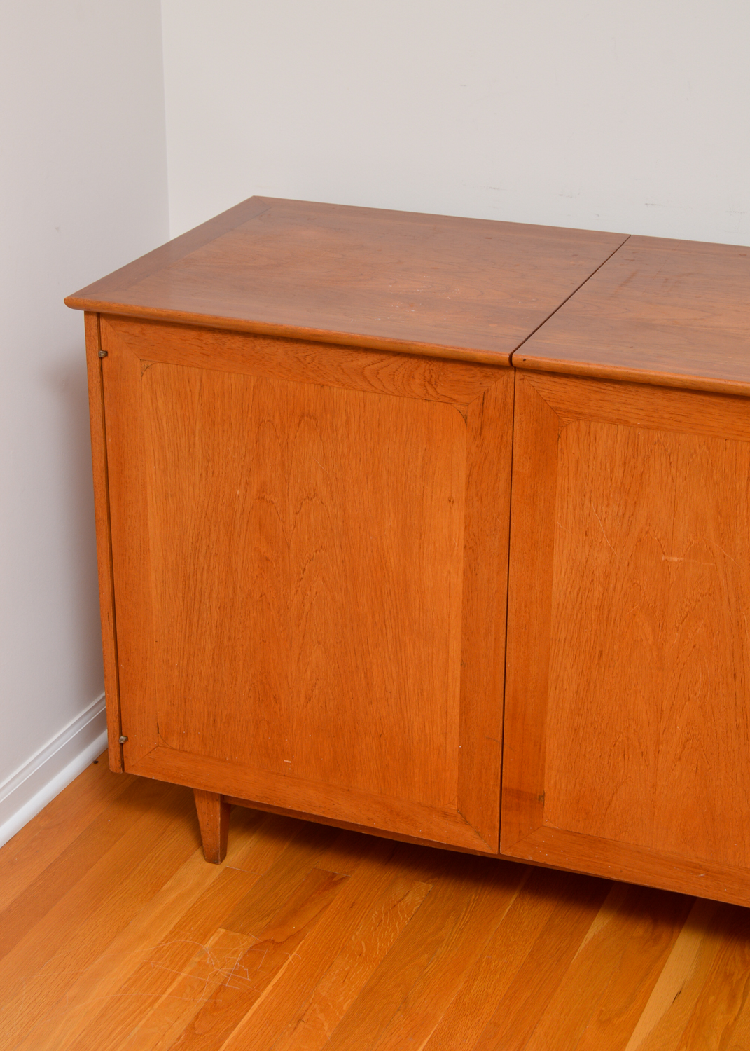 Mid Century Walnut for Vintage Record Player EBTH