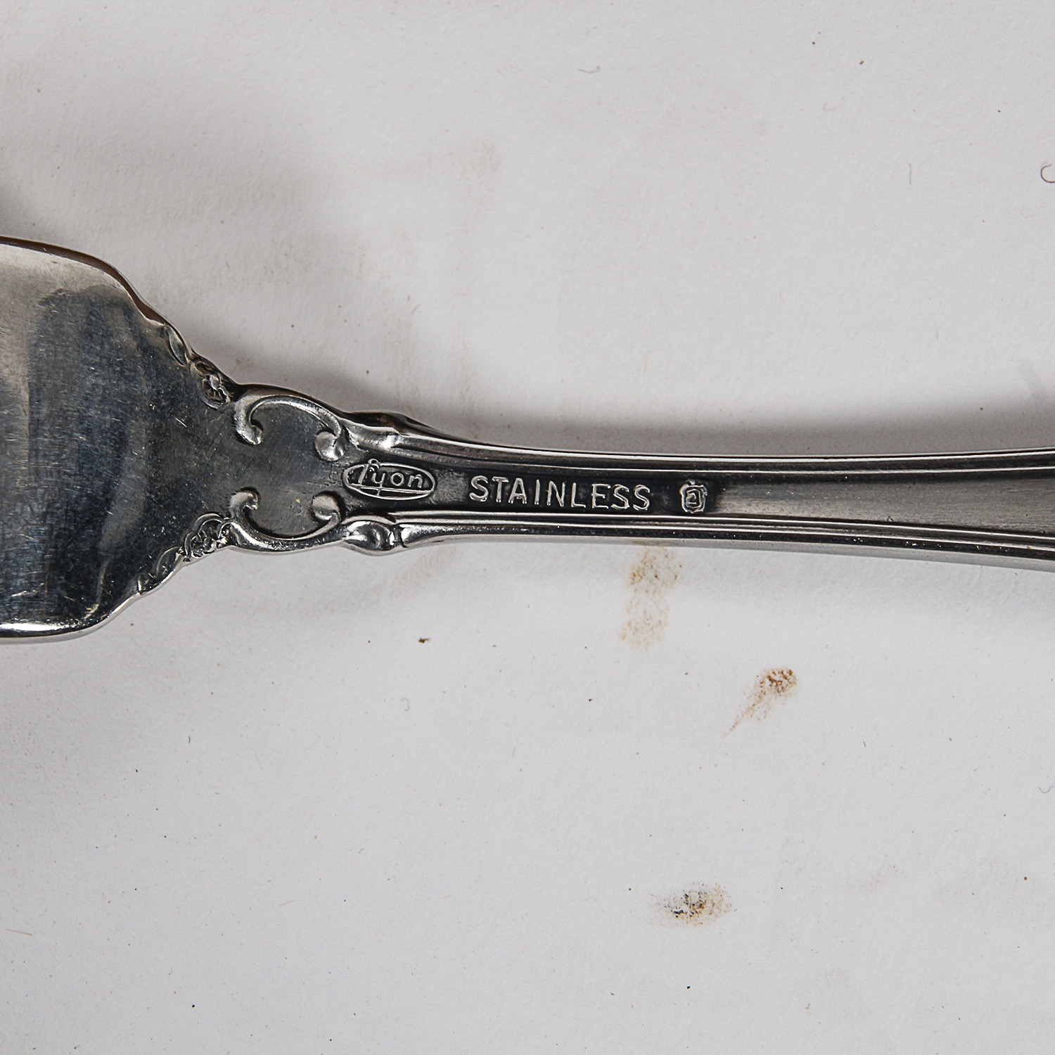 Lyon "Queen's Fancy" Stainless Steel Flatware Set with Wm. Rogers