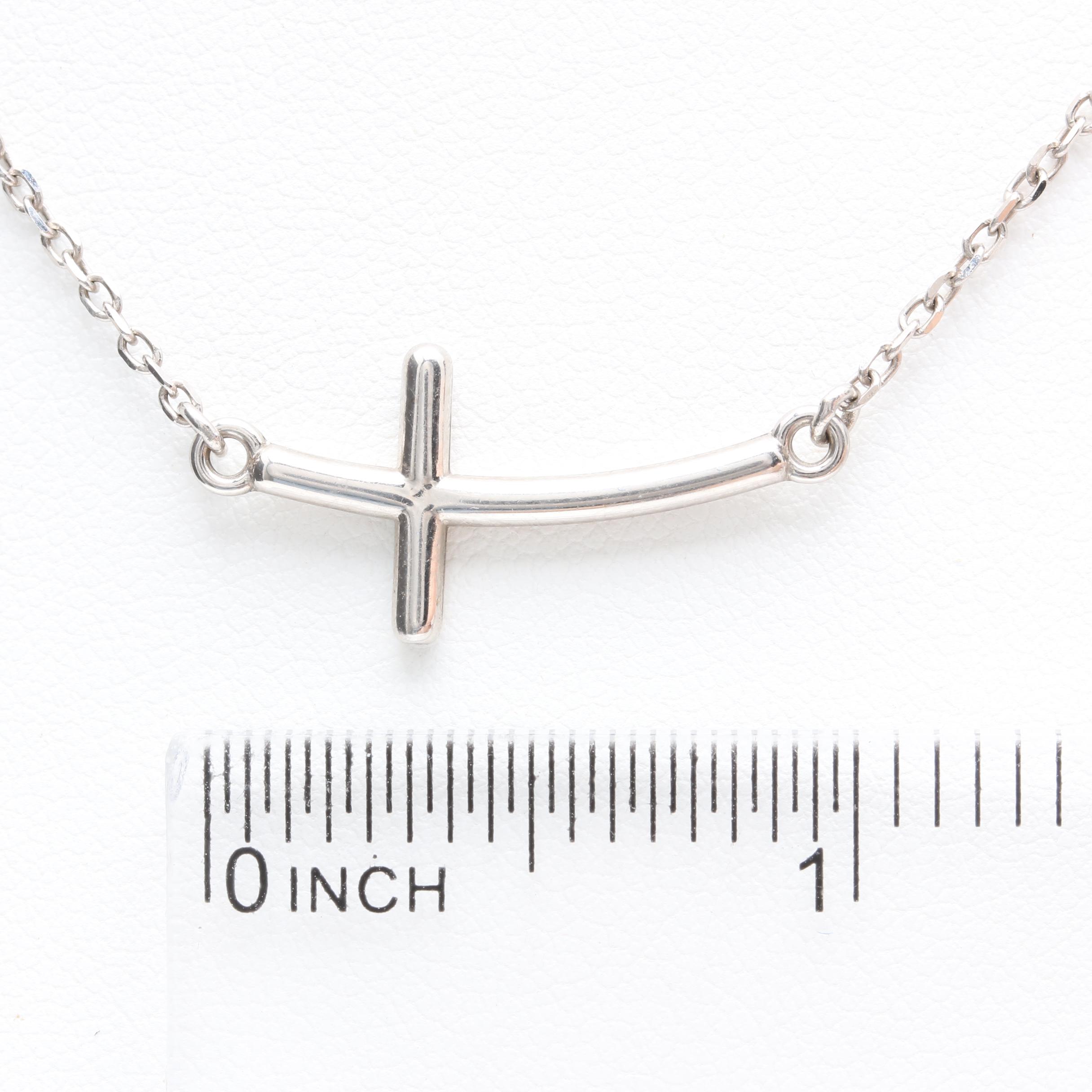 14K White Gold Cross Necklace EBTH