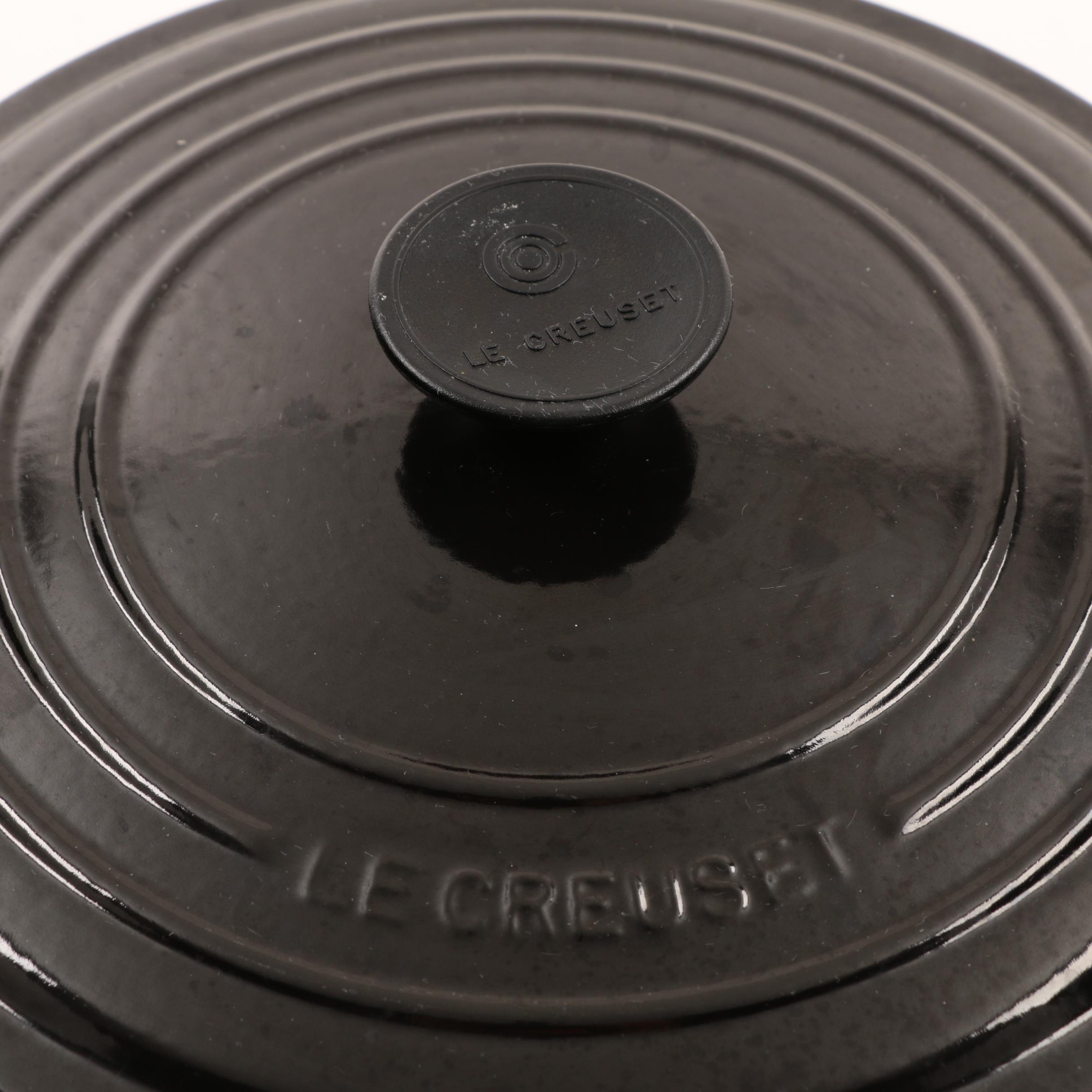 Le Creuset Black Enameled Cast Iron 5.50 Quart French Dutch Oven with