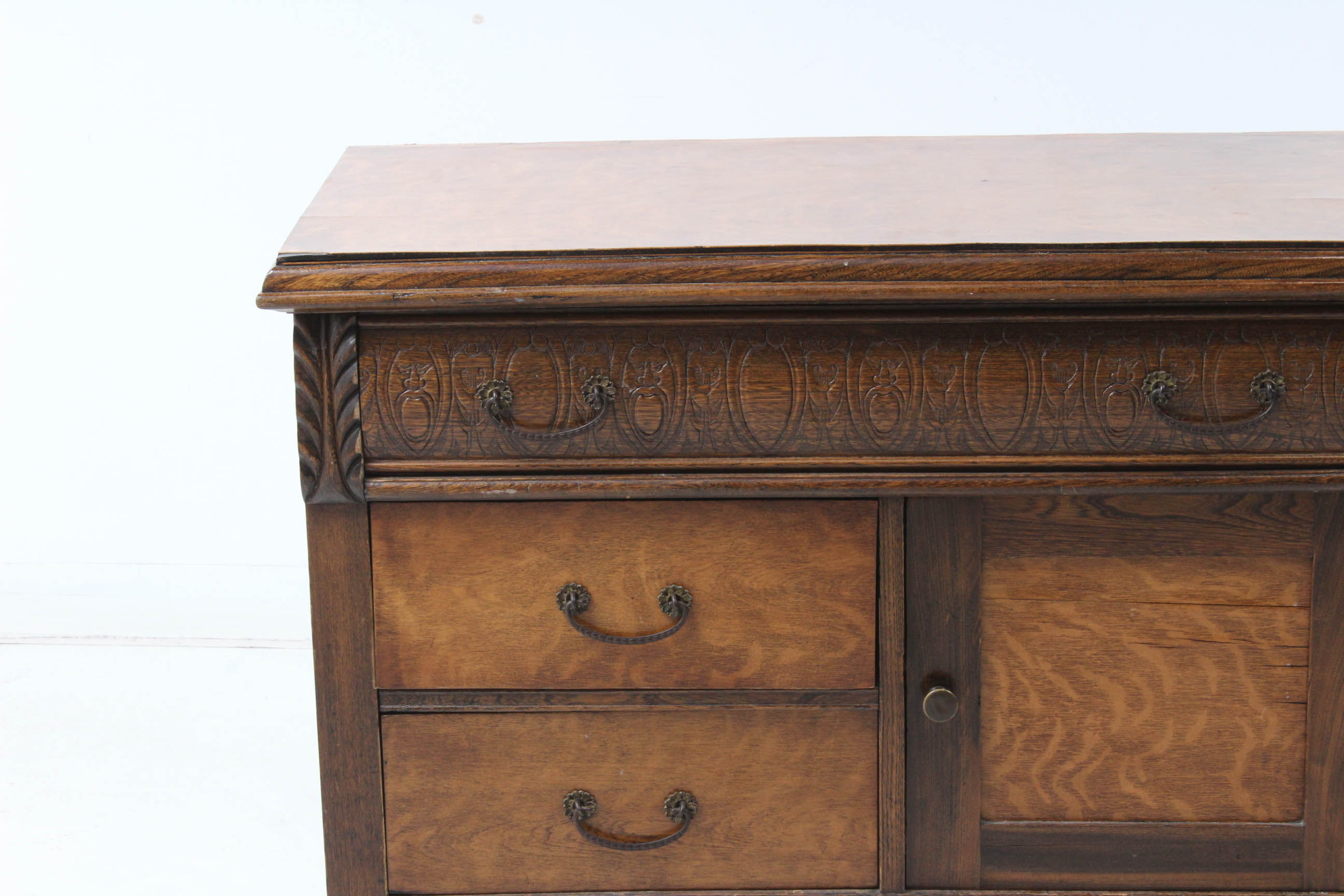 Antique Oak Veneer EBTH