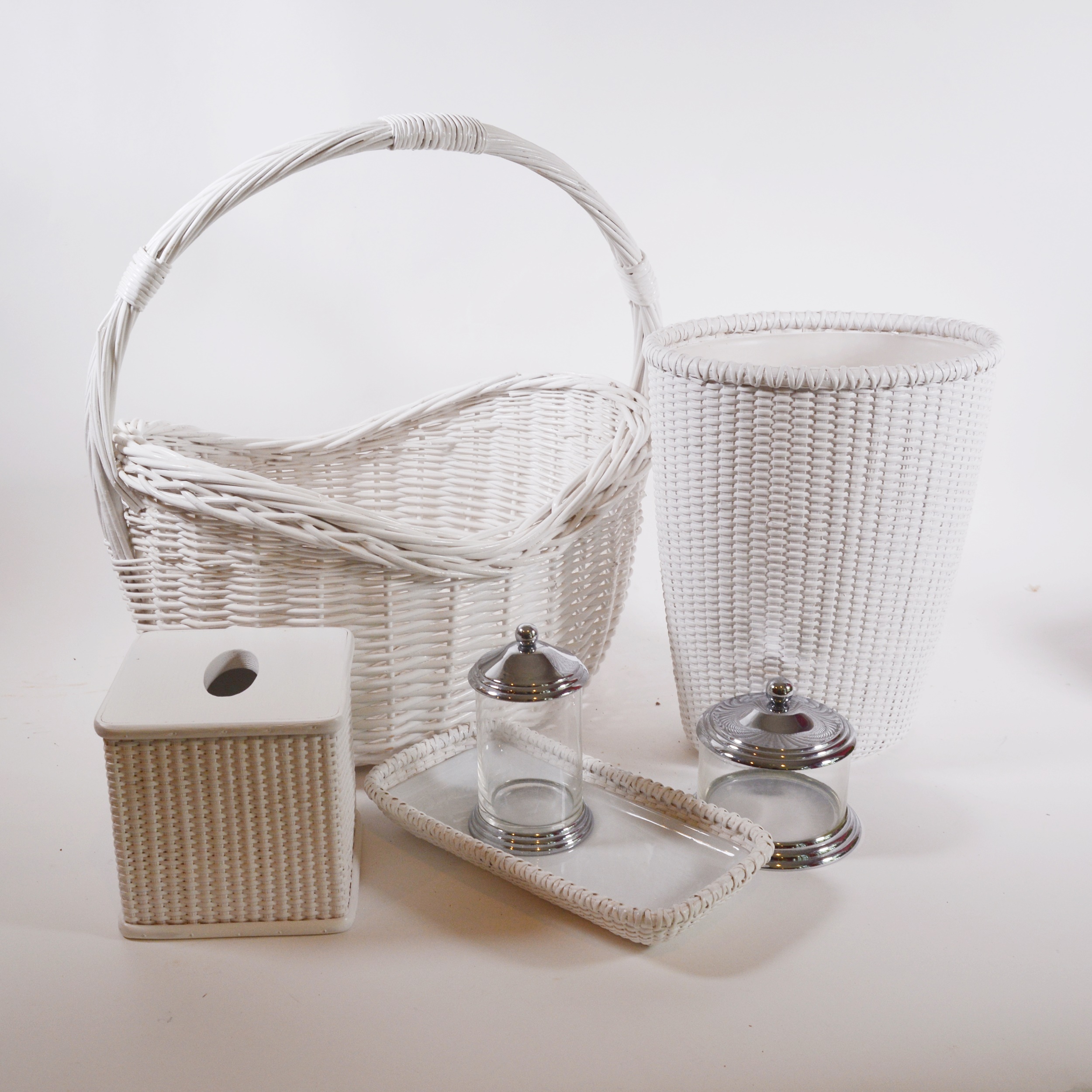 wicker bathroom storage shelf