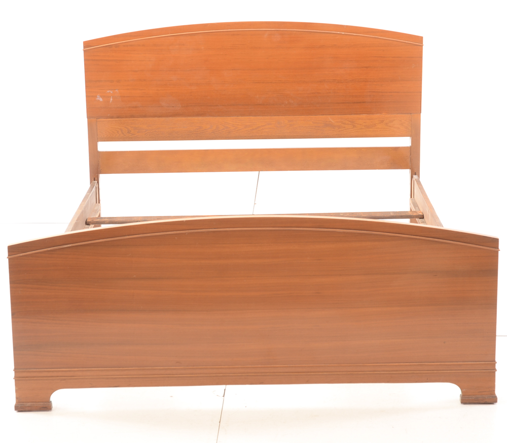 Kling Mahogany FullSize Bed Frame EBTH