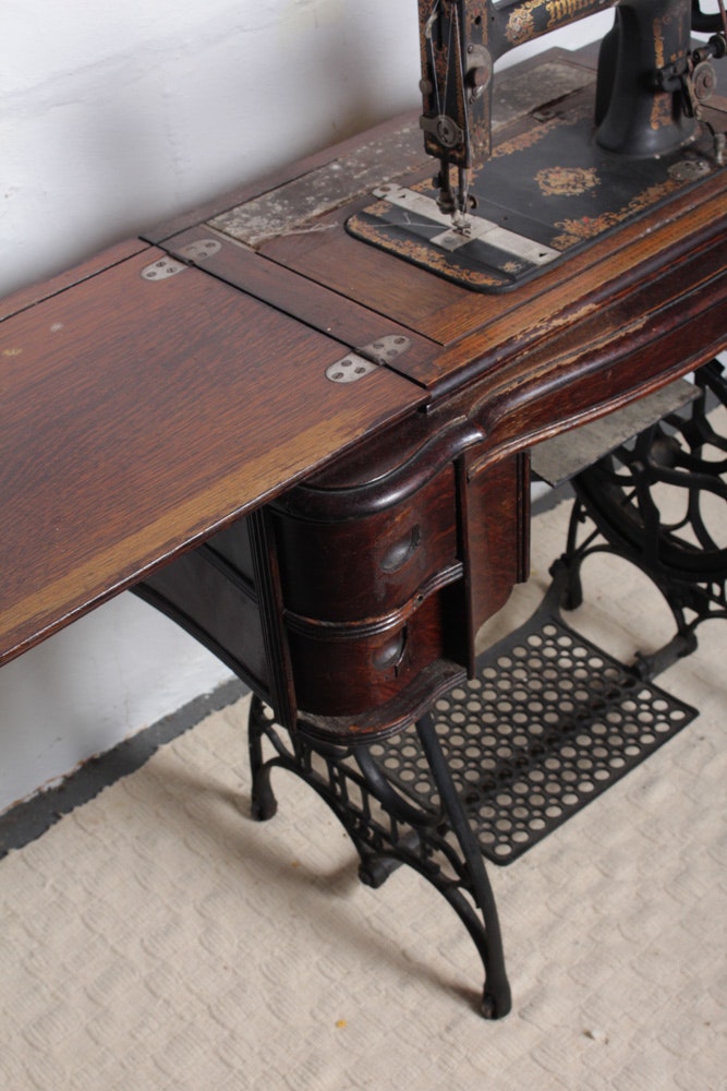 Antique Circa 1890s White Sewing Machine Table | EBTH