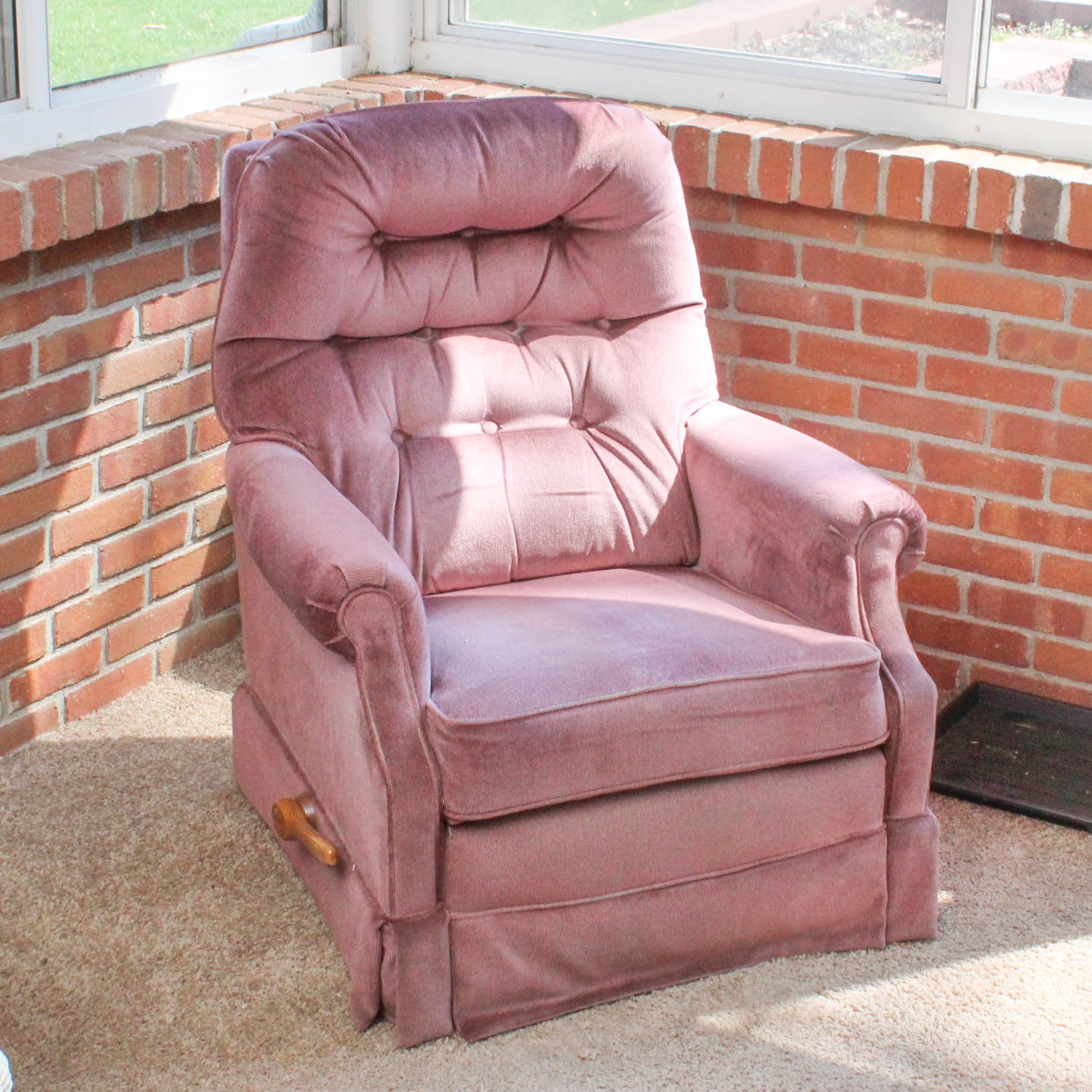 Vintage Reclining Armchair EBTH