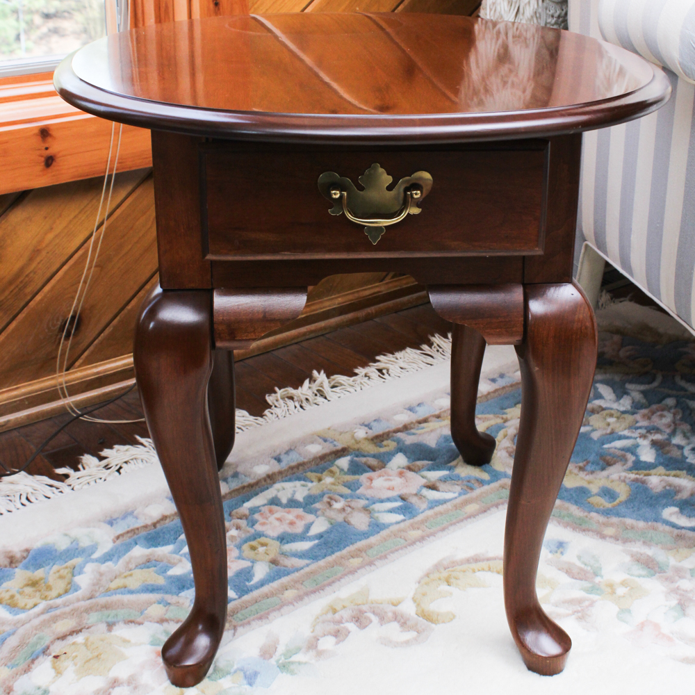 Vintage Broyhill Queen Anne Style Cherry Side Table EBTH   IMG 8647 