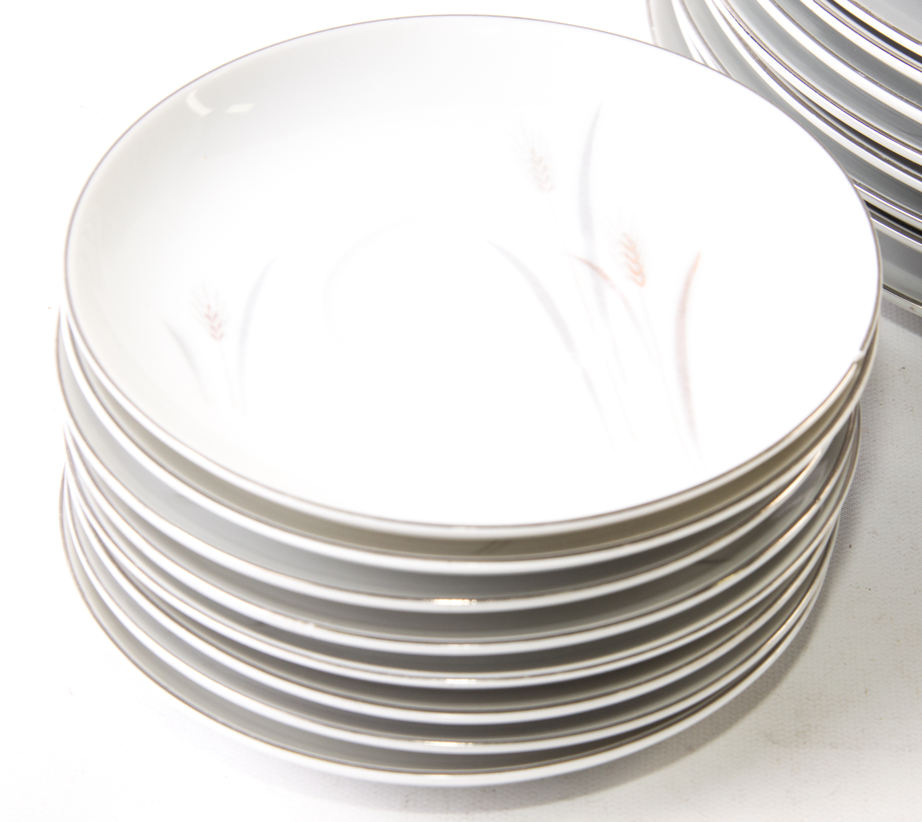 Fine China Of Japan "Platinum Wheat" Dinnerware EBTH