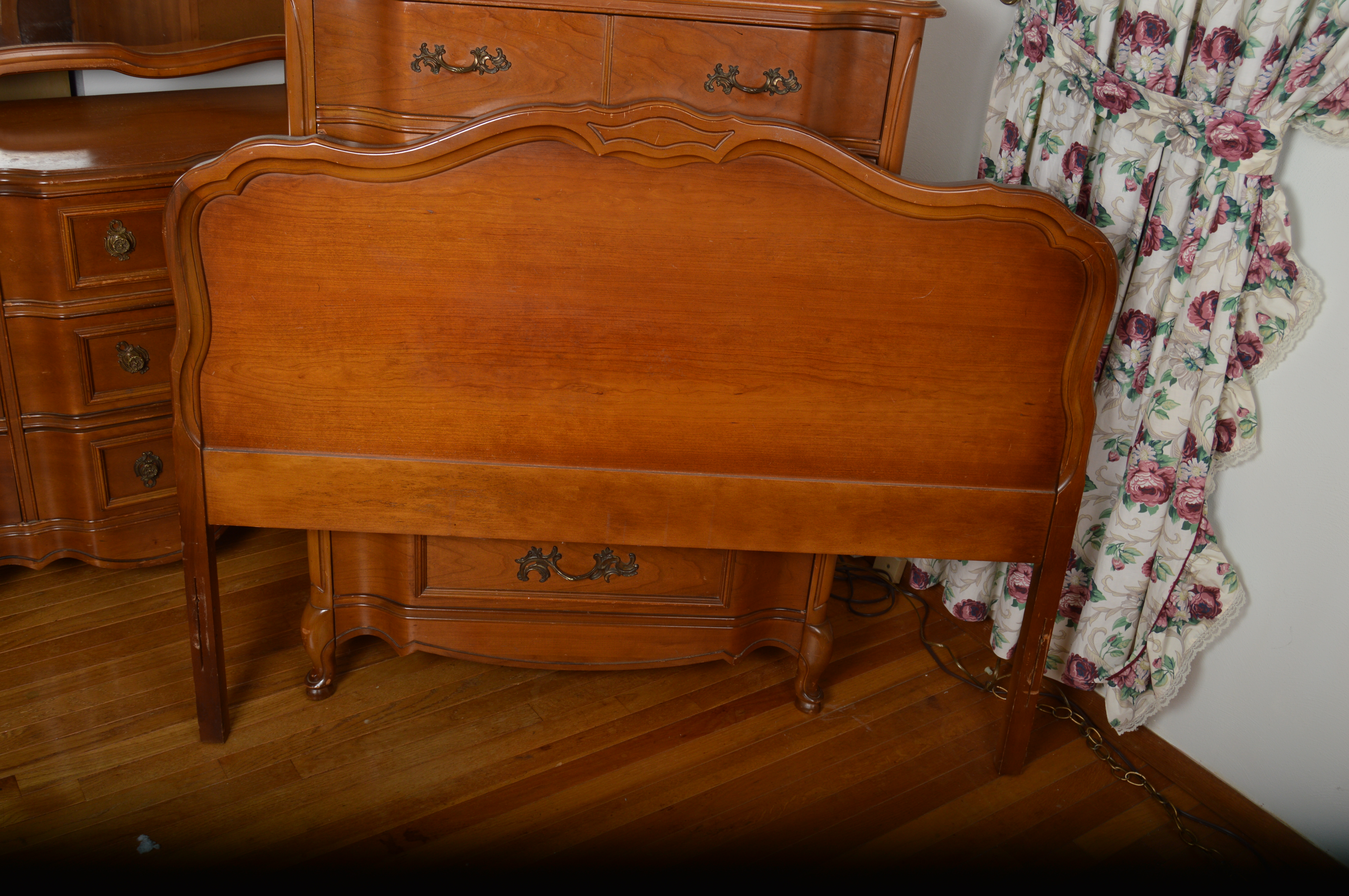 Vintage French Provincial Cherry Bedroom Set by Bassett EBTH
