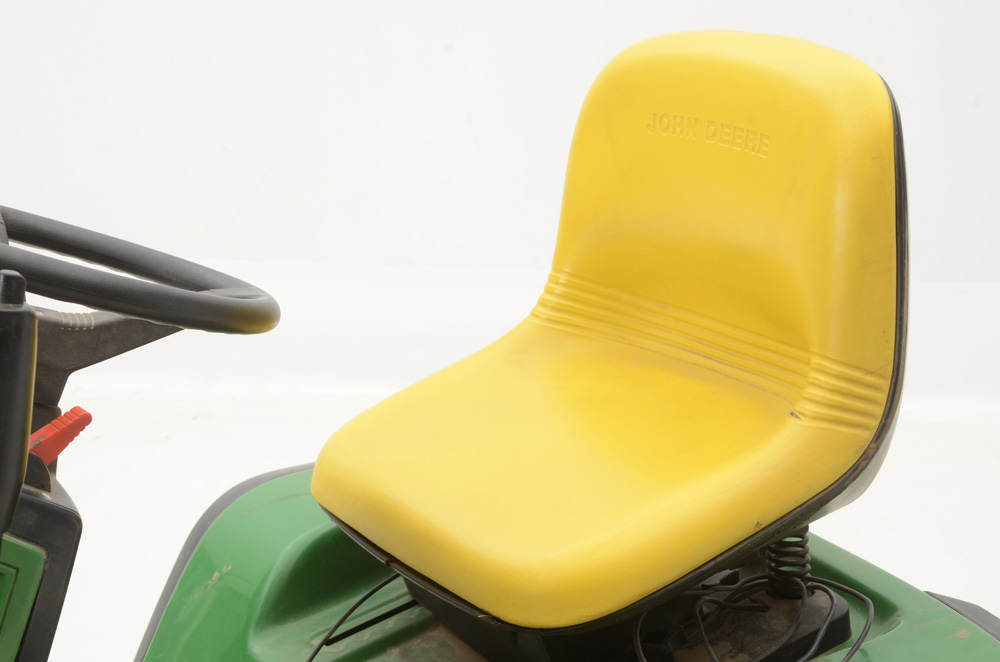 John Deere GT275 Mulching Riding Mower EBTH