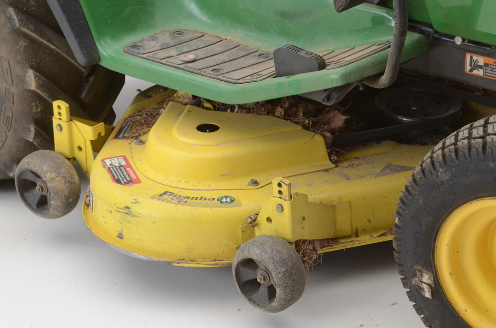 John Deere GT275 Mulching Riding Mower EBTH