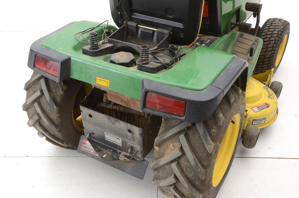 John Deere GT275 Mulching Riding Mower EBTH