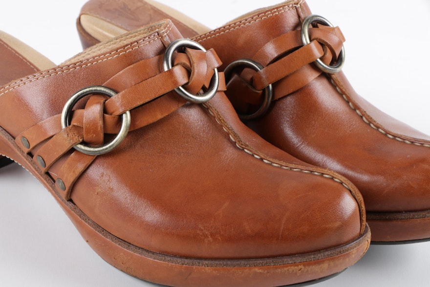 Women's Frye Brown Leather Clogs | EBTH