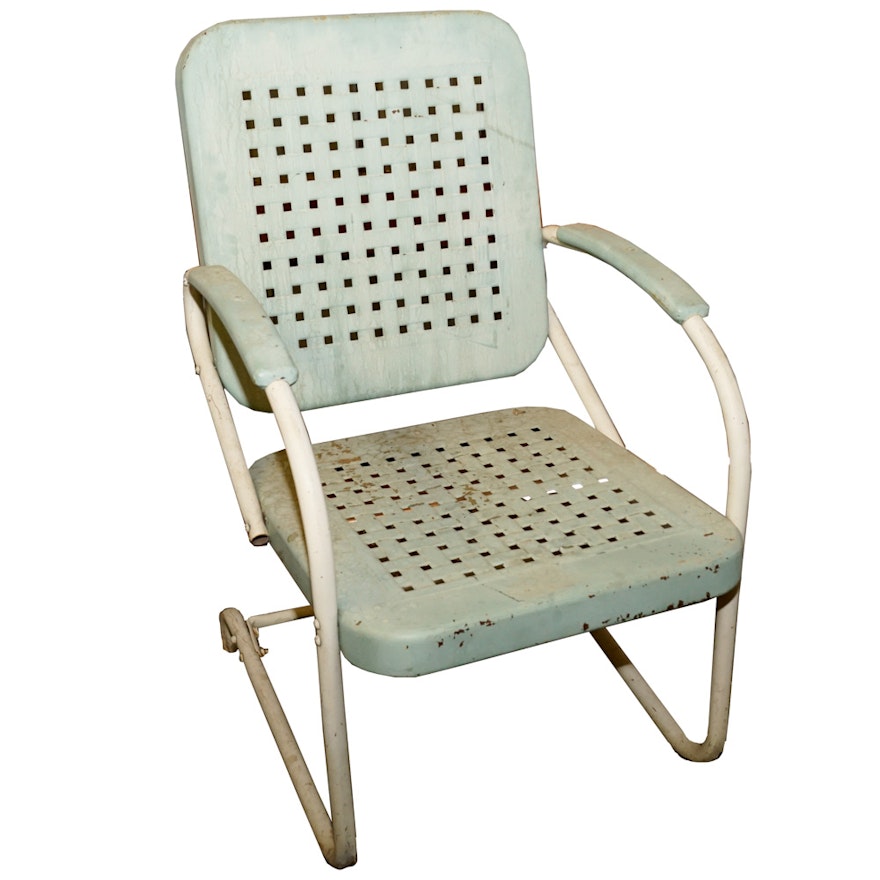 Vintage Metal Lawn Chair Ebth