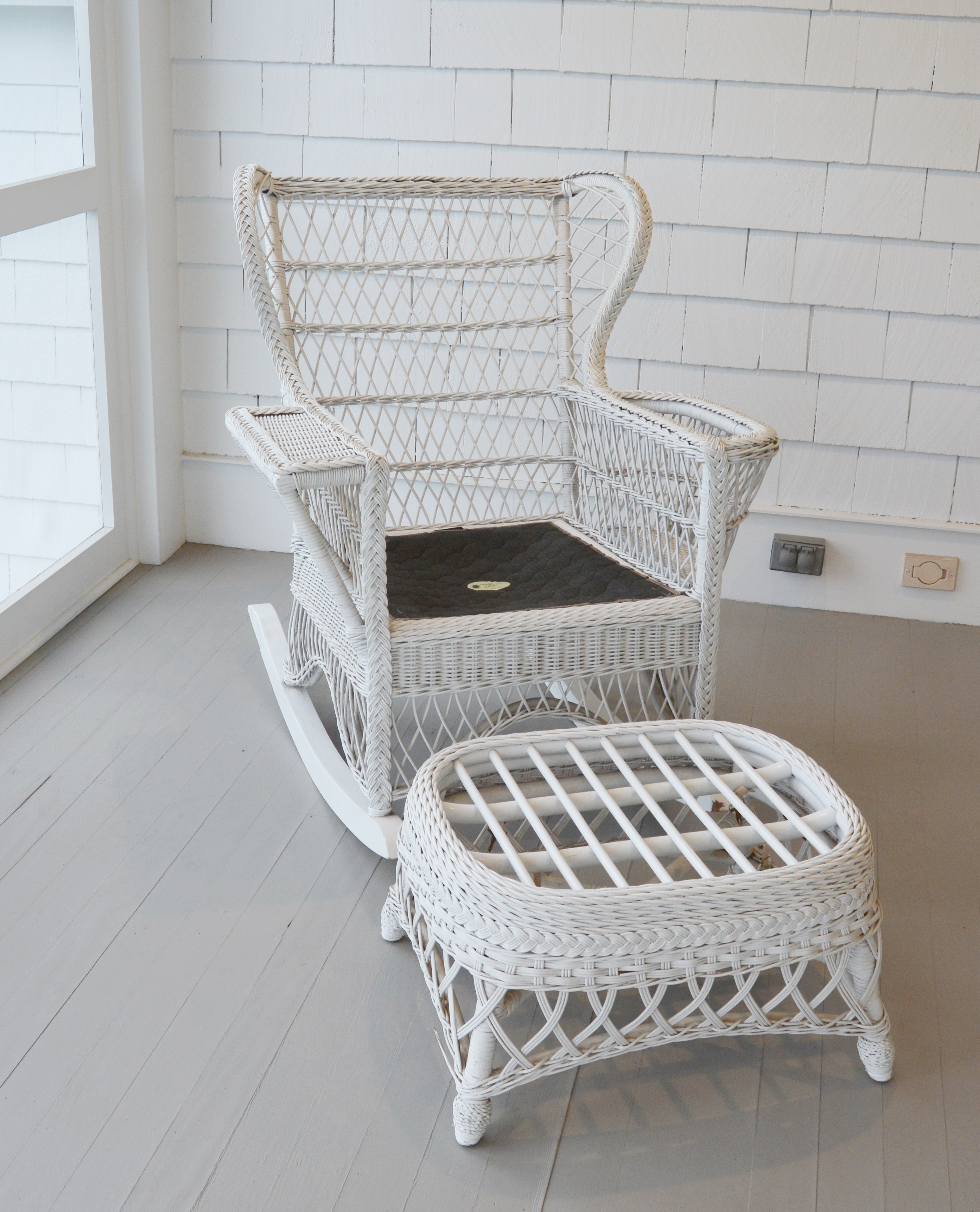 Henry Link Smithsonian Collection Wicker Rocking Chair and Ottoman EBTH