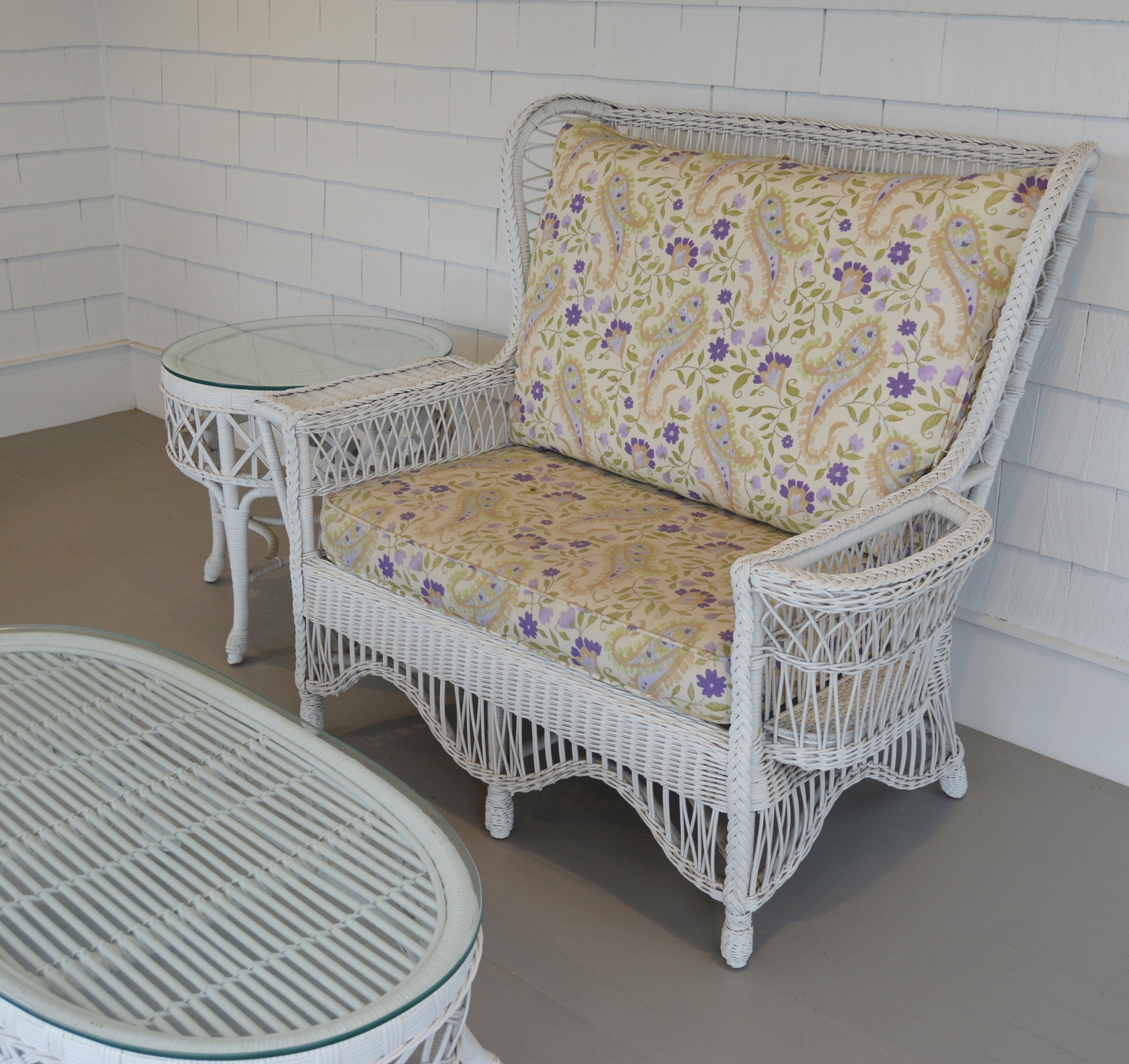 Henry Link Smithsonian Collection Wicker Settee and Tables EBTH