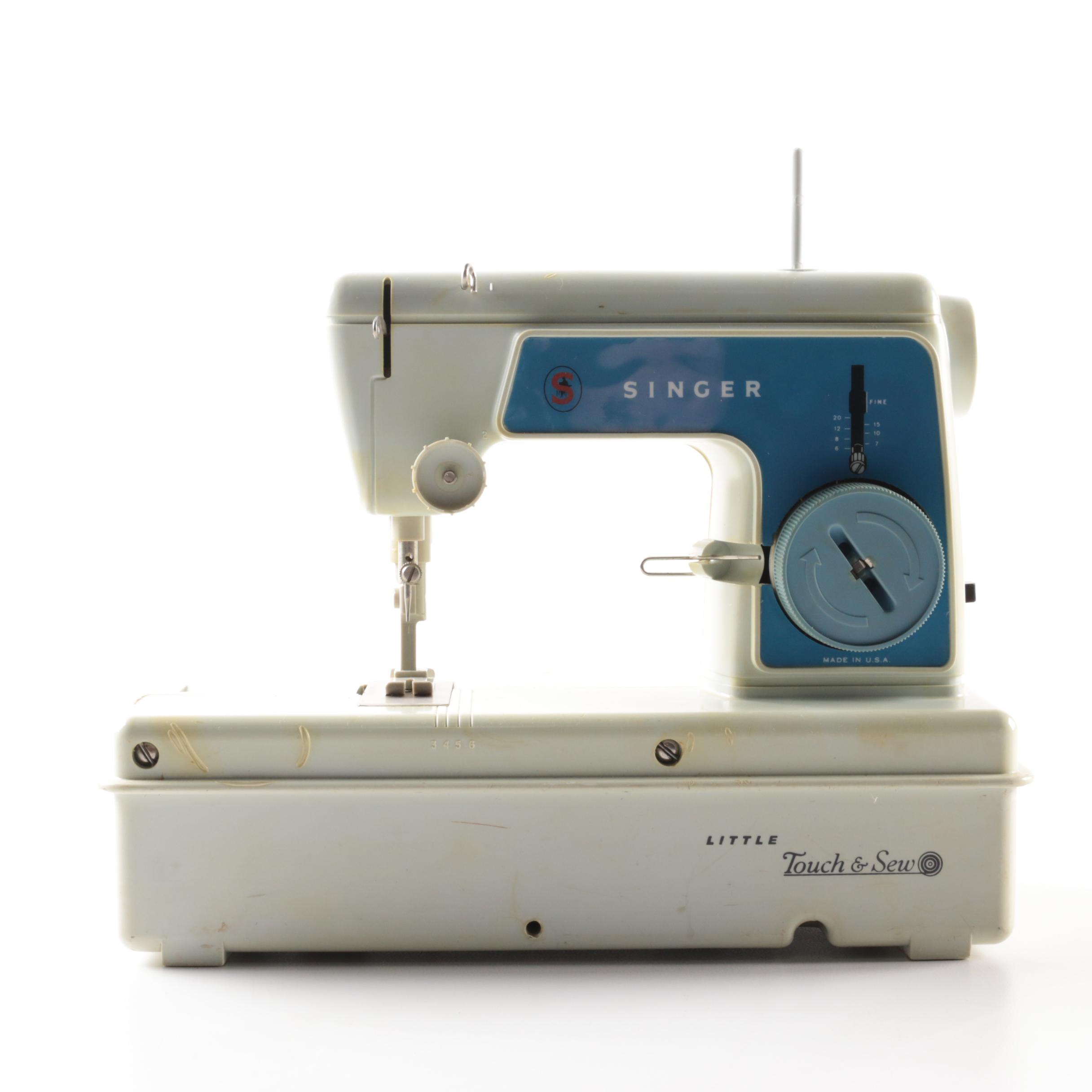 Vintage Singer "Little Touch & Sew" Children's Sewing Machine EBTH