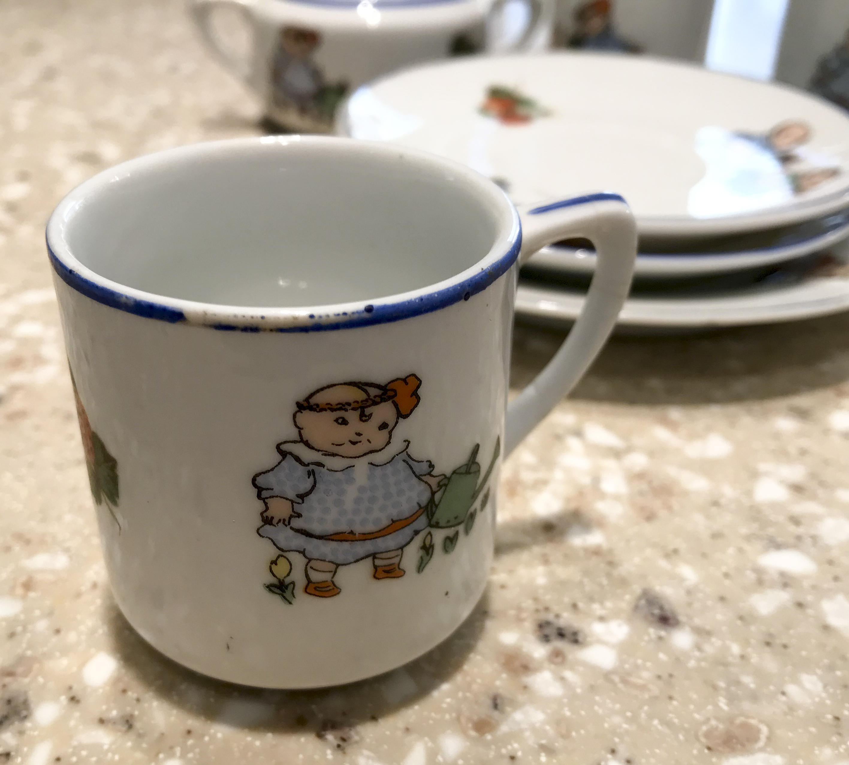 Antique Rudolstadt Child's Porcelain Tea Set EBTH