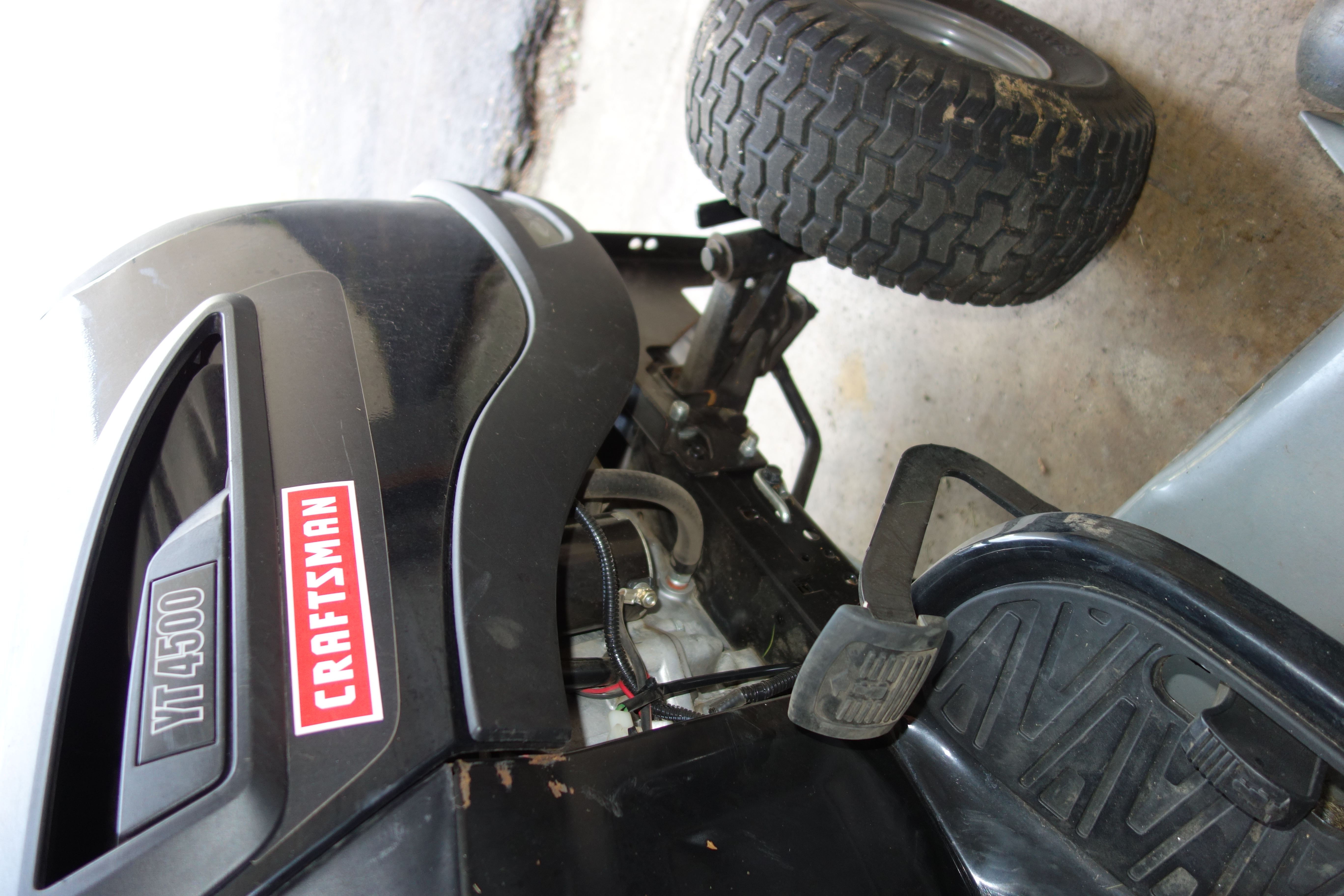 craftsman-yt4500-riding-mower-and-accessories-ebth