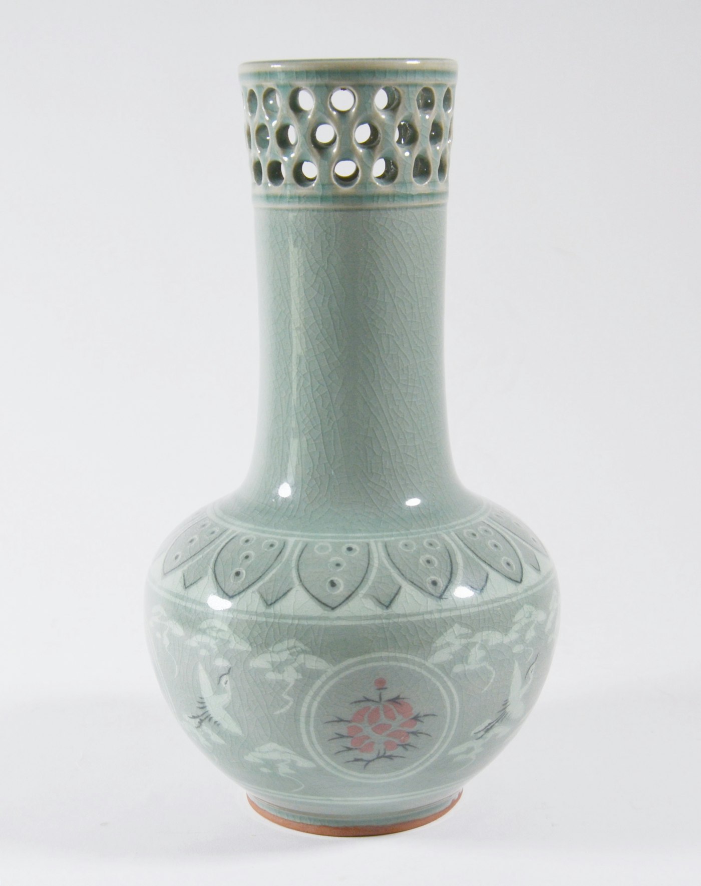 Song Lim Korean Celadon Pottery Vase | EBTH