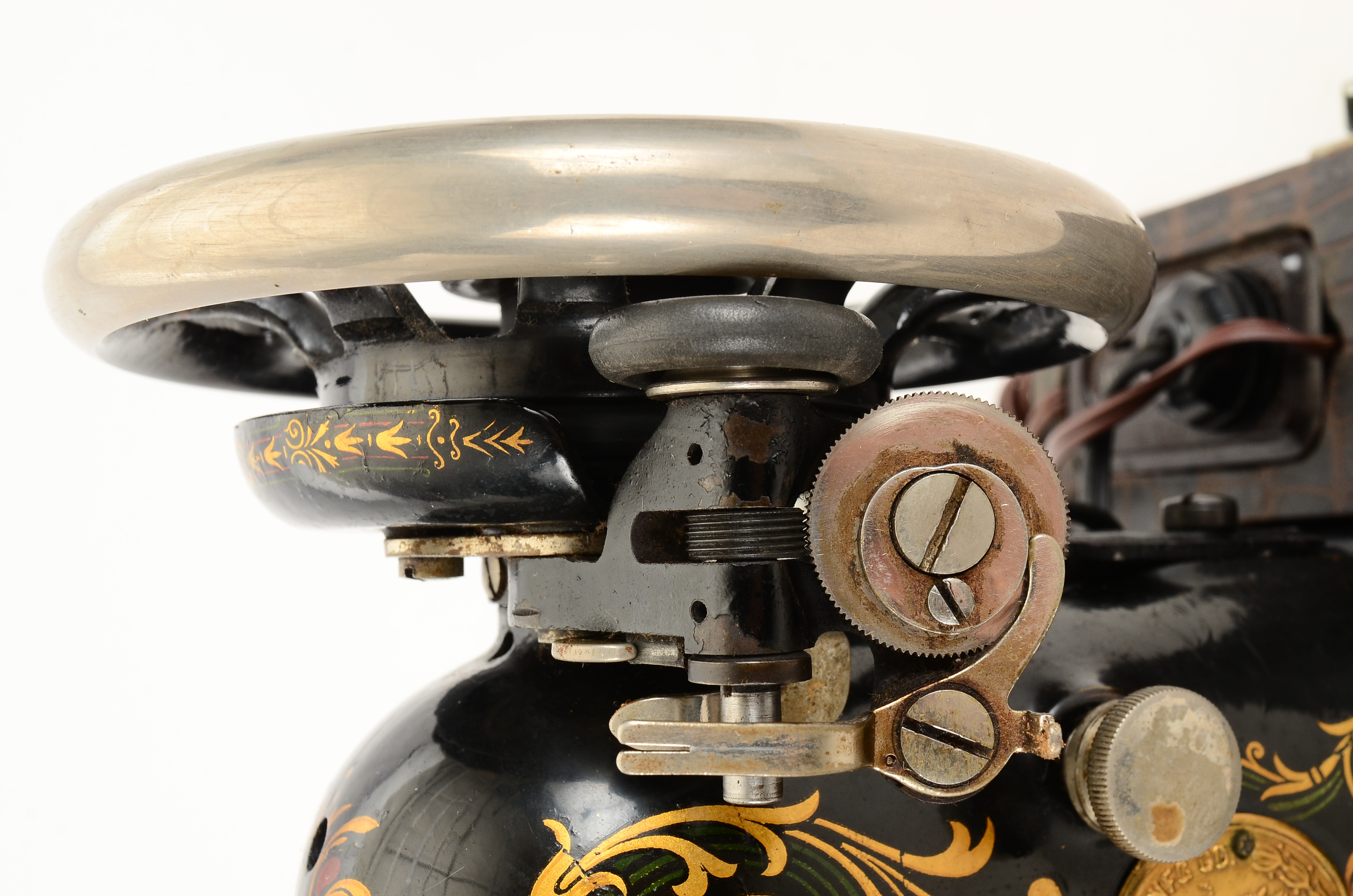 Vintage Singer "Champion" Model 24 Electric Sewing Machine | EBTH