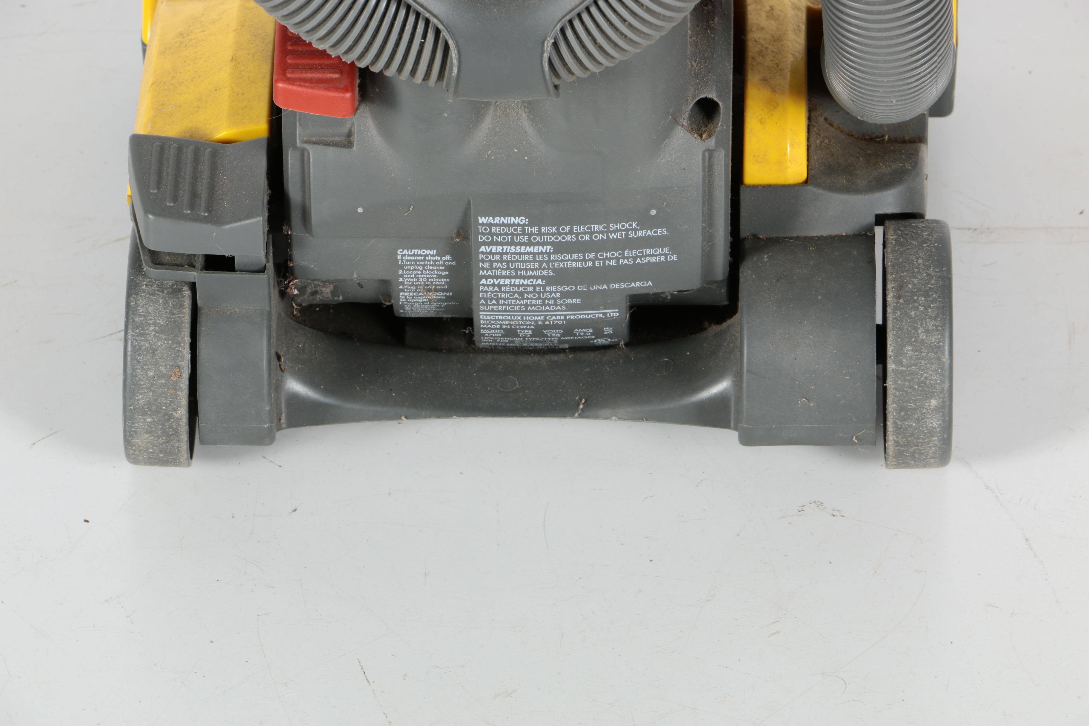 Eureka "Lightspeed" Vacuum EBTH