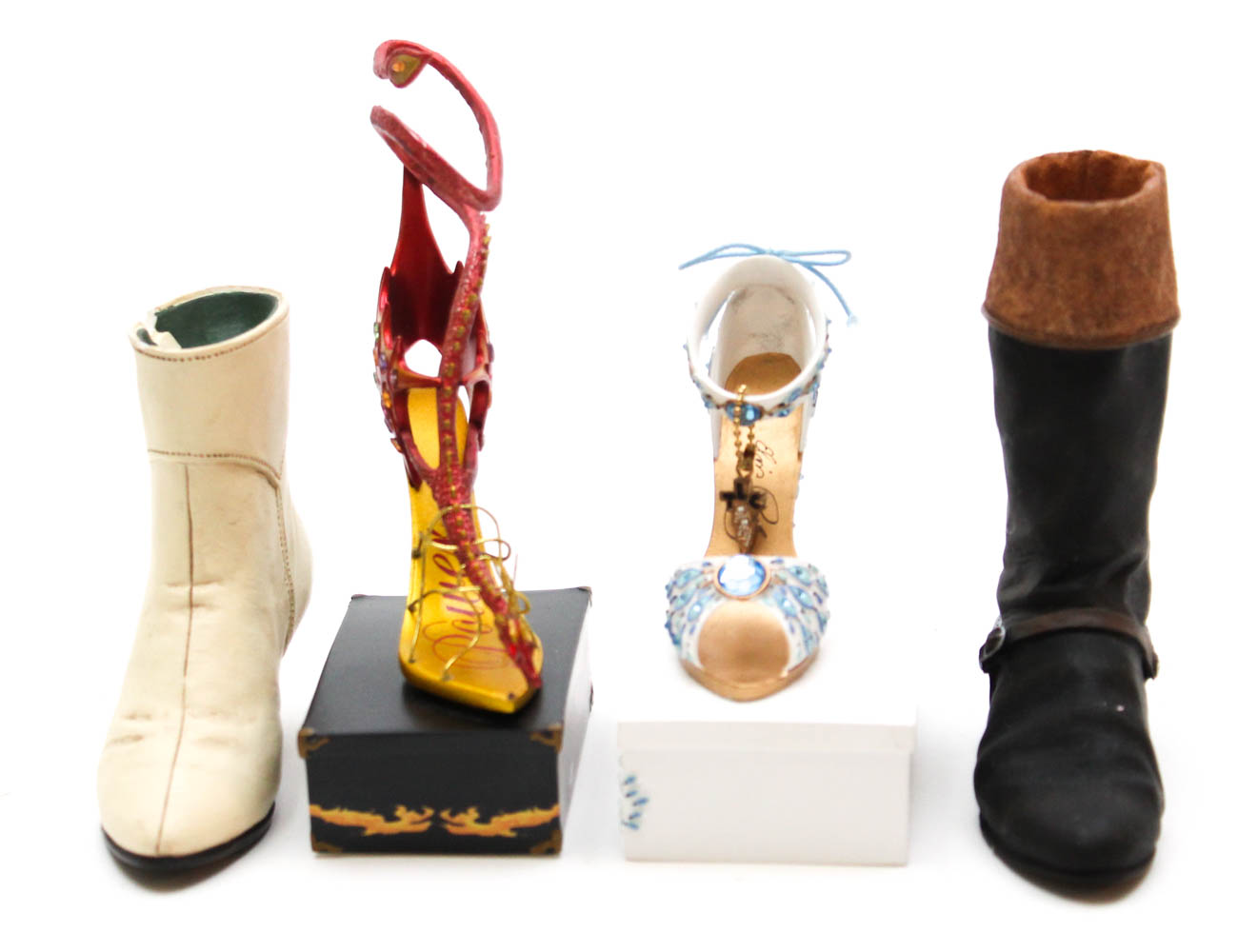 Collection of "Just the Right Shoe" Figurines EBTH