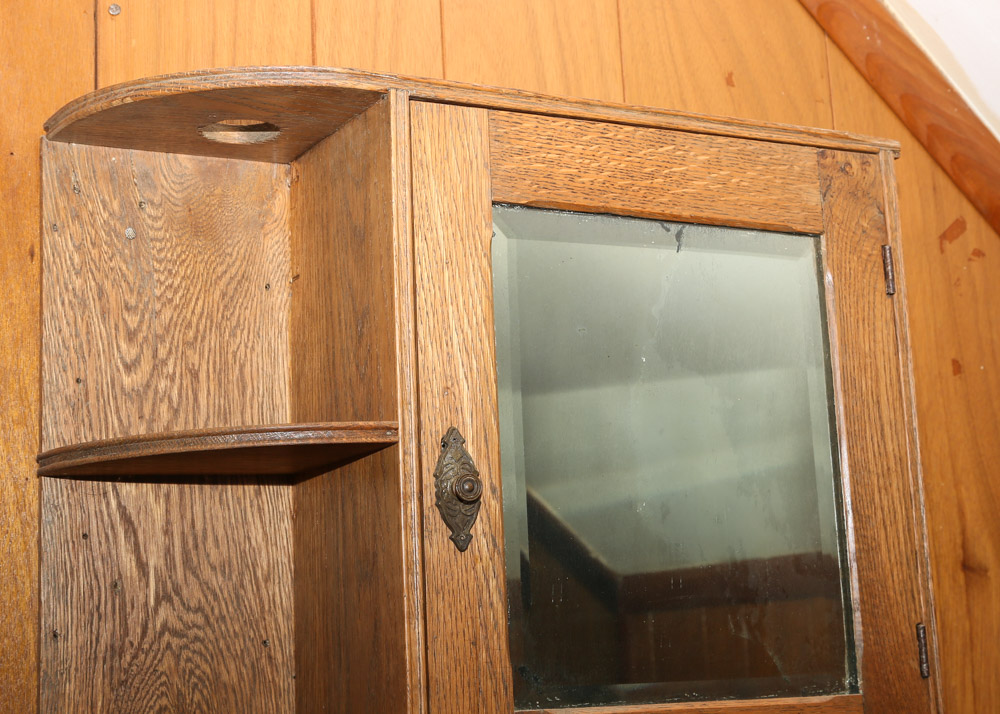 Vintage Oak Medicine EBTH