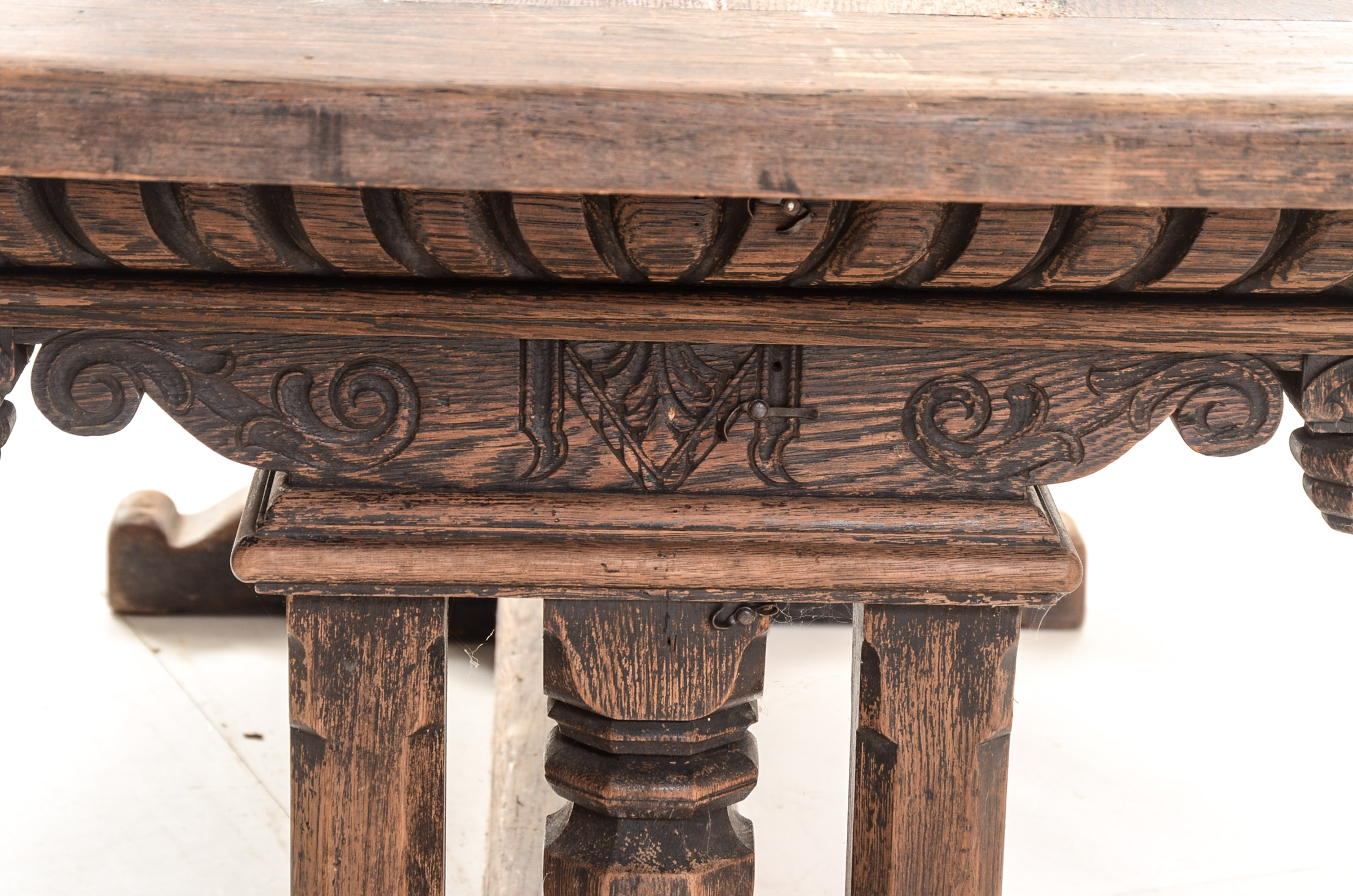Vintage Oak Dining Table | EBTH